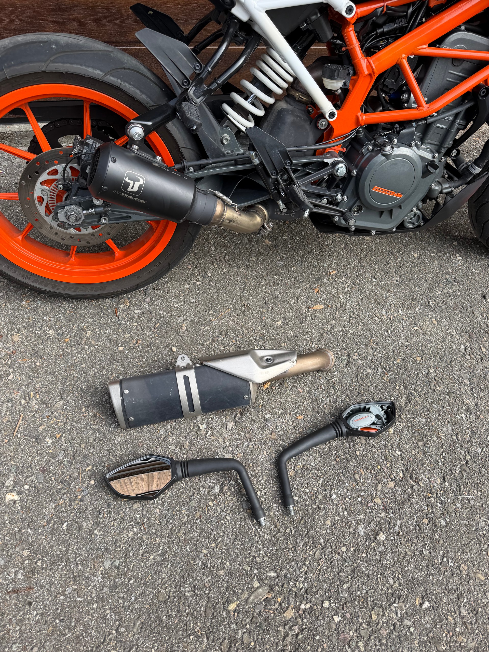 KTM 390 Duke ABS-image-9