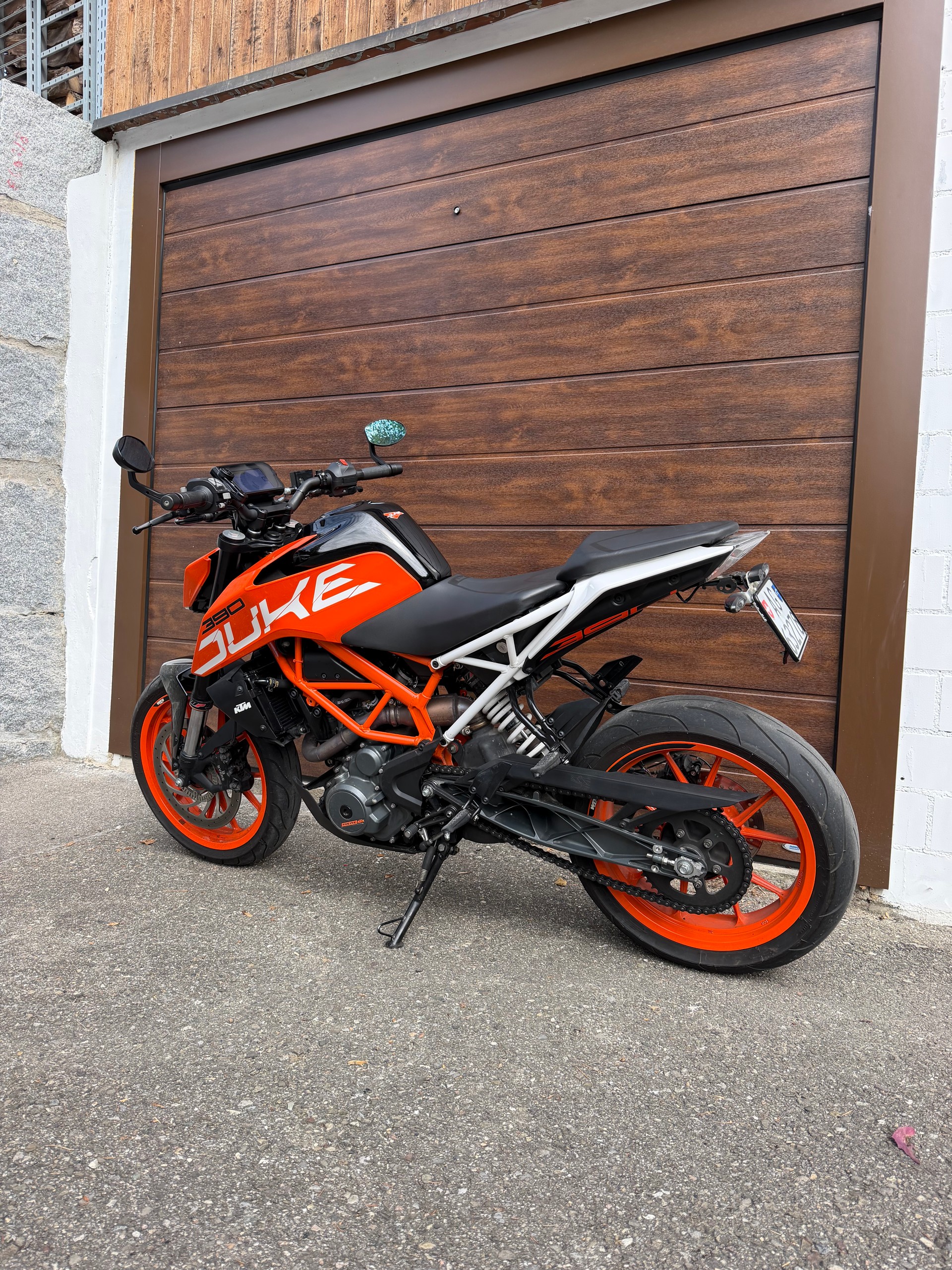 KTM 390 Duke ABS-image-3