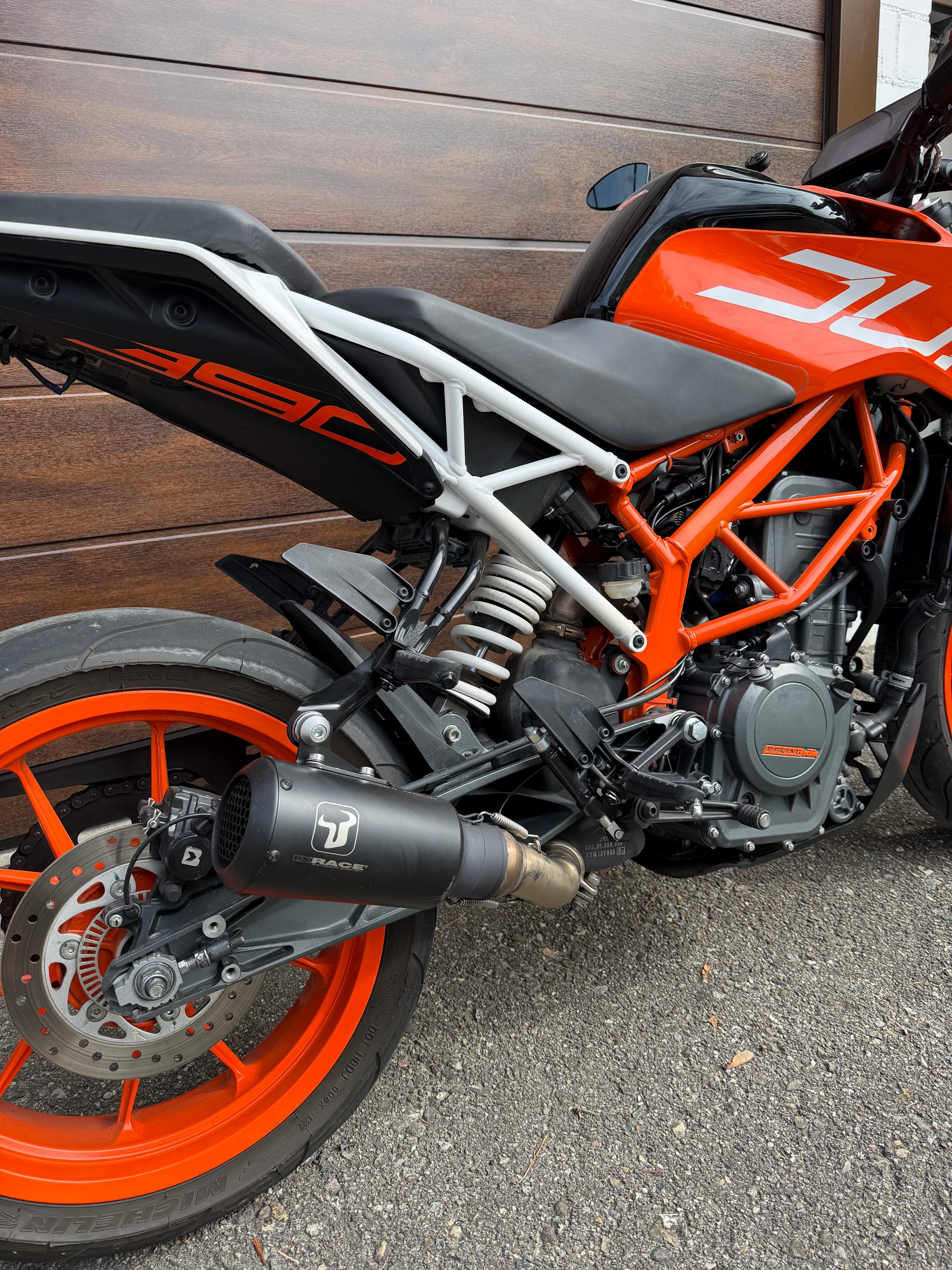 KTM 390 Duke ABS-image-4