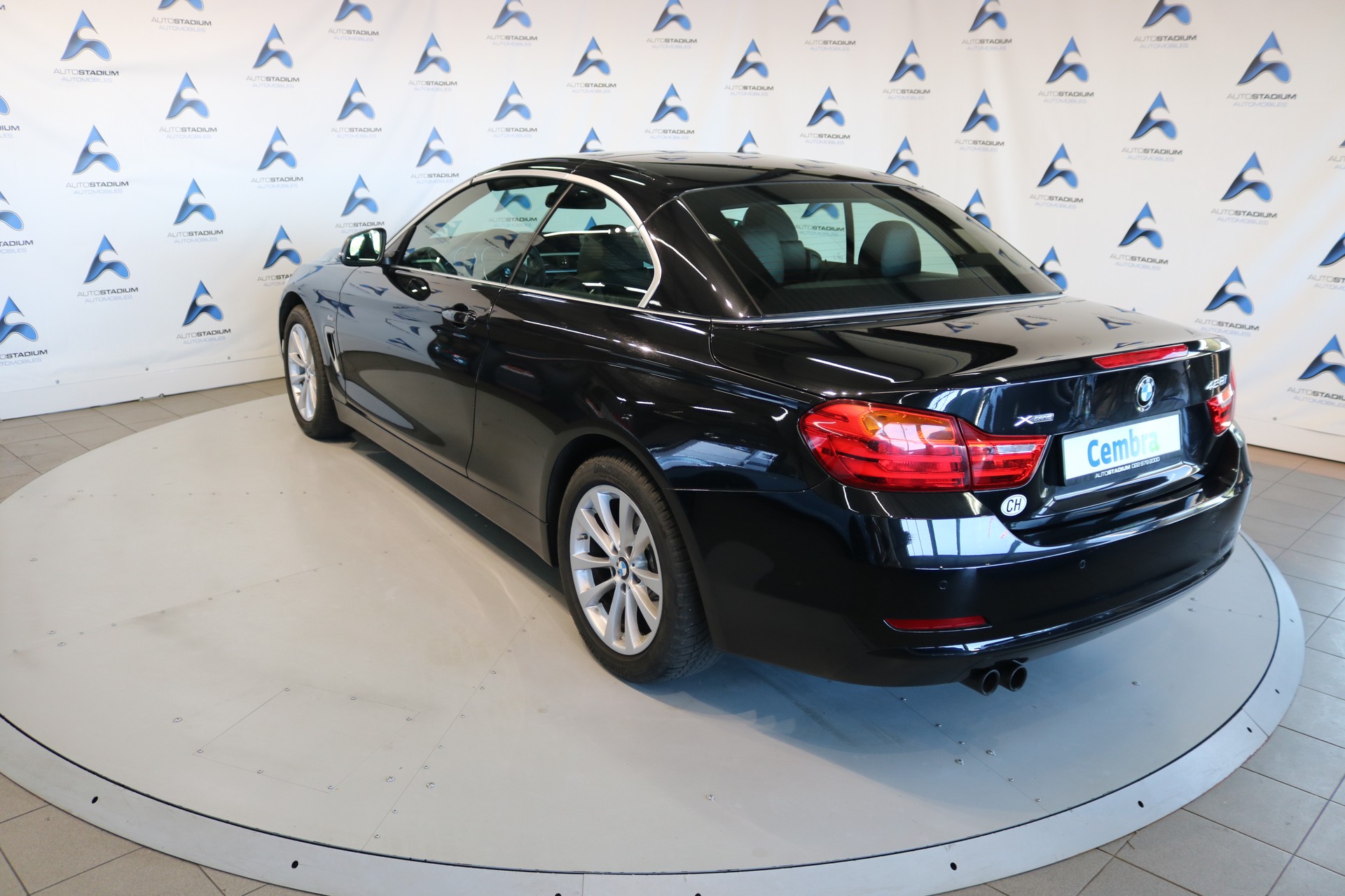 BMW 428i Cabriolet xDrive Steptronic-image-19