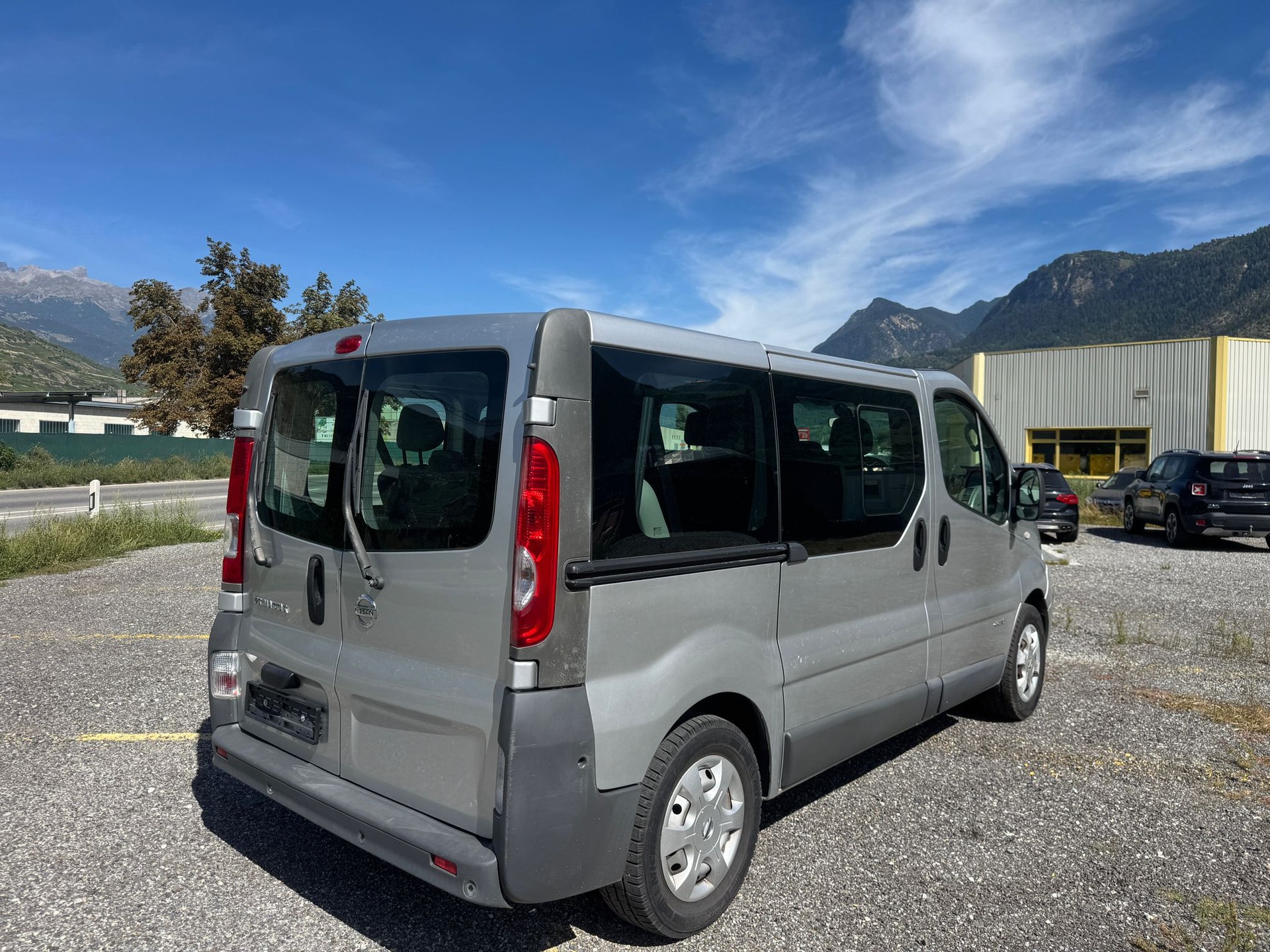 NISSAN Primastar 2.0dCi 115 L2H1 Premium 2.9t-image-3