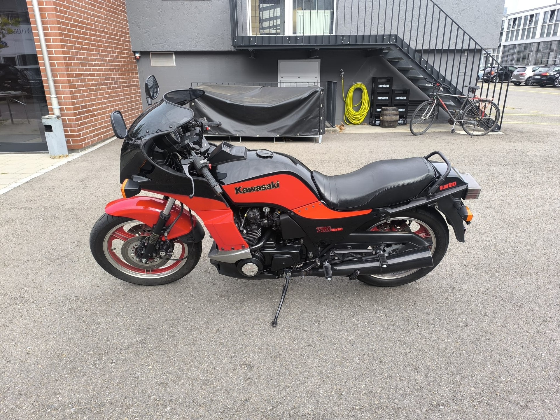 KAWASAKI ZX 750 Turbo-image-0