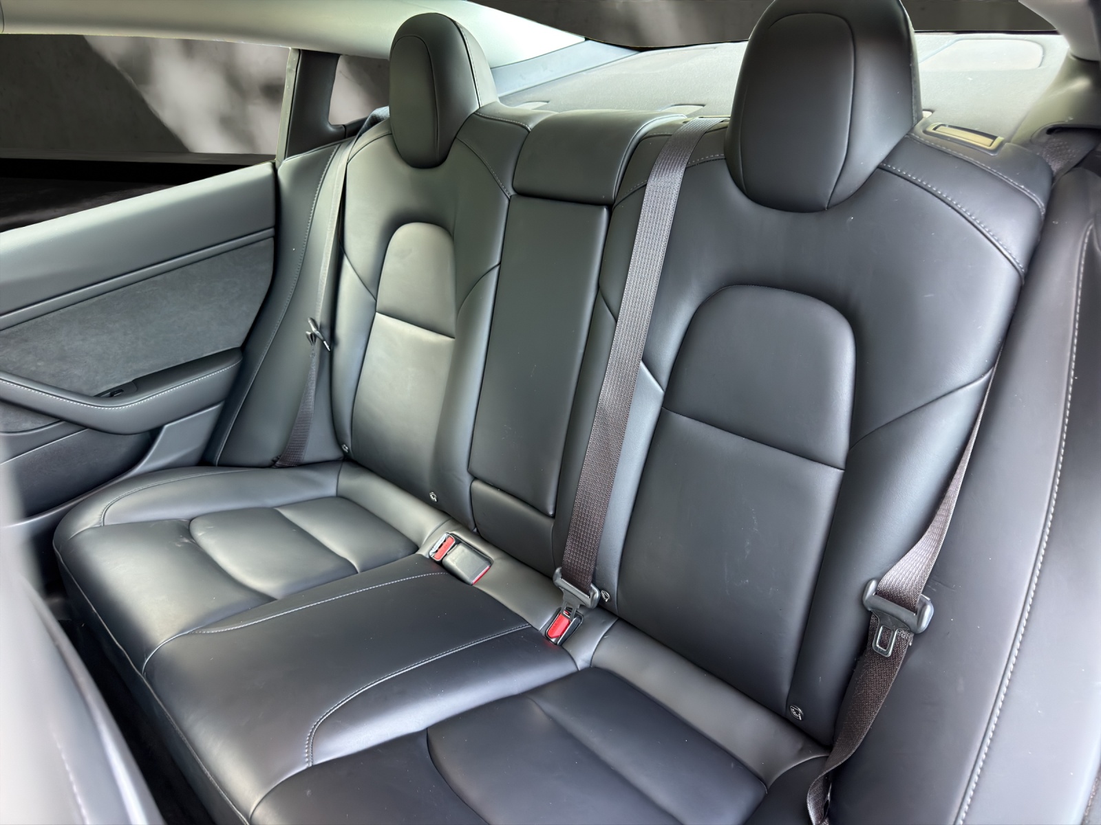 TESLA Model 3 Performance Dual Motor AWD-image-10