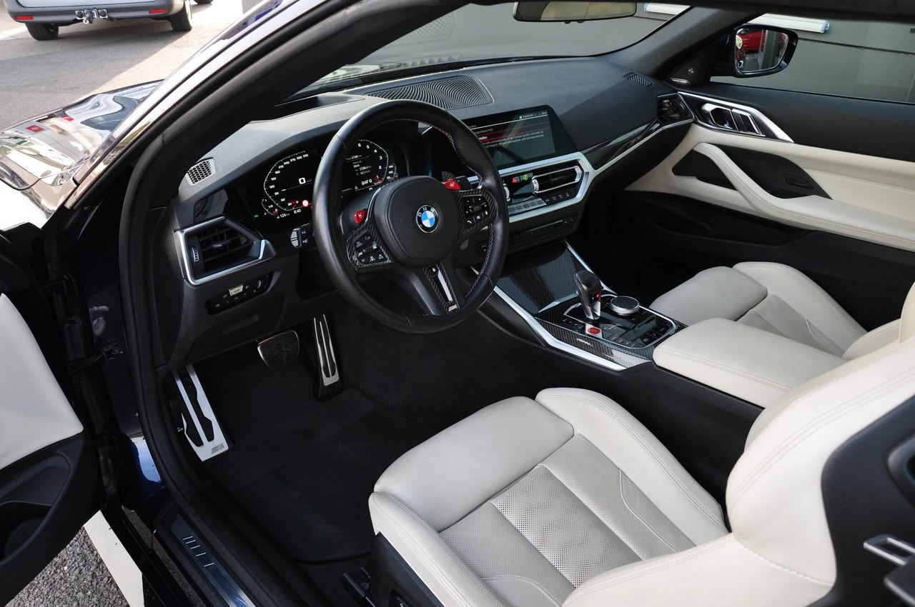 BMW M4 Cabrio Competition M xDrive-image-21
