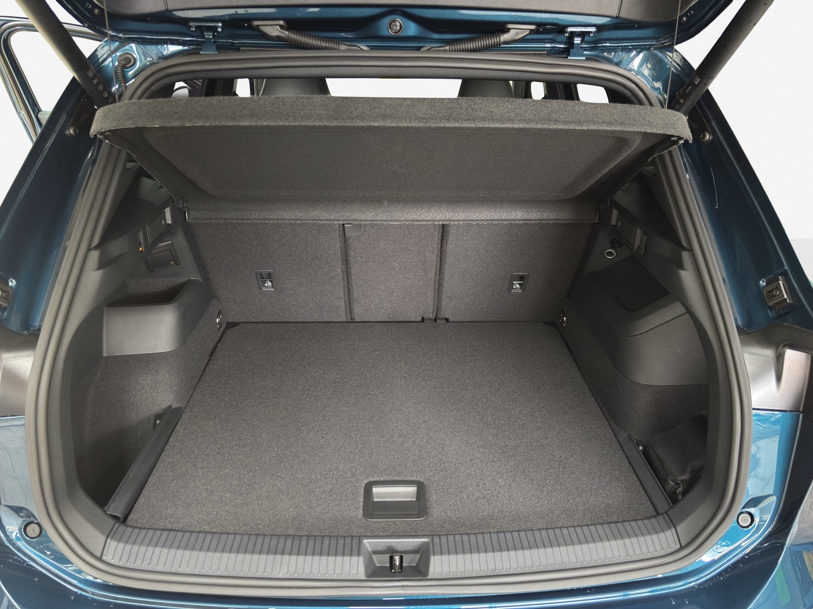 VW Tiguan 1.5 TSI evo2 mHEV R-Line DSG-image-12