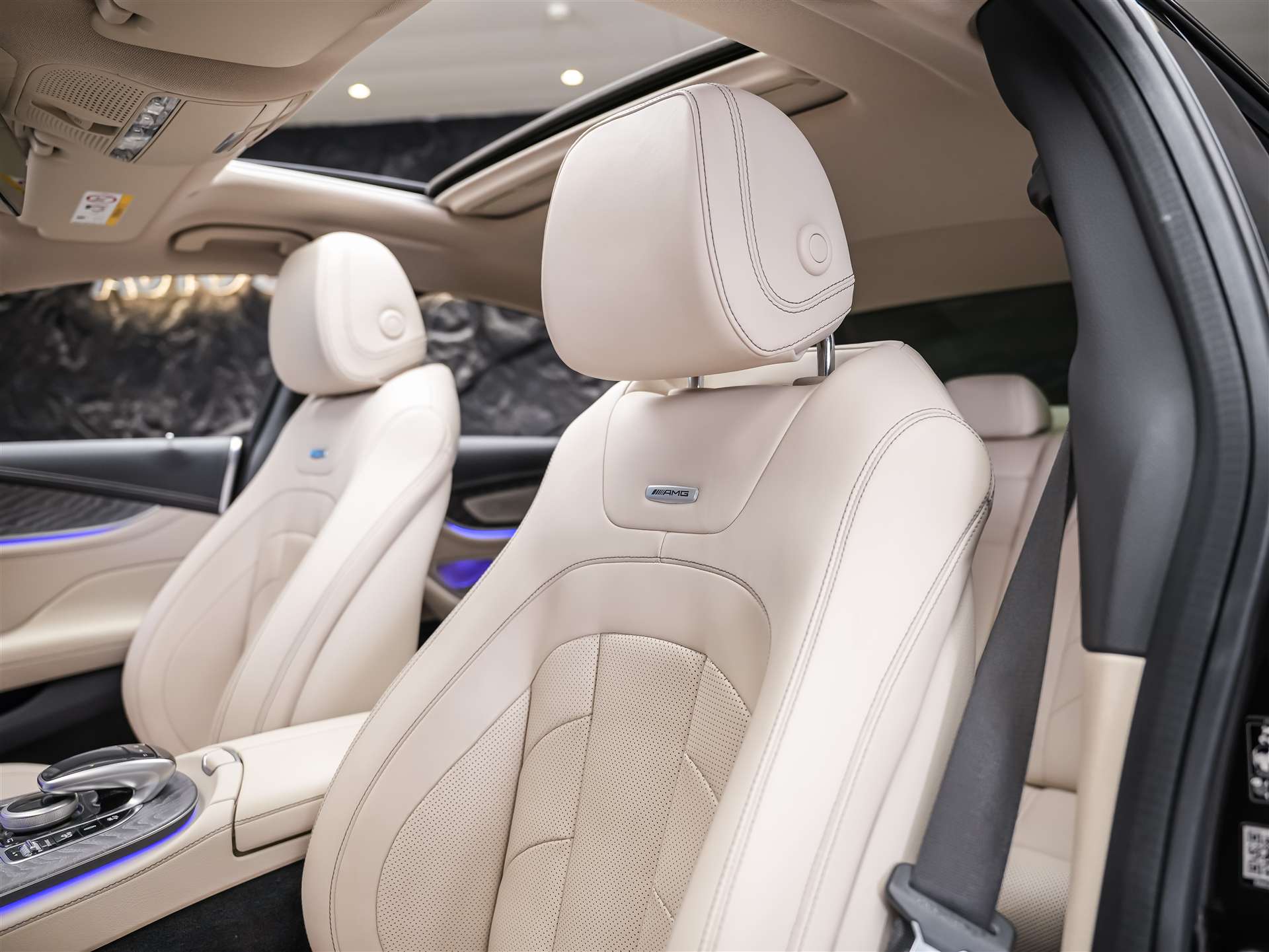 MERCEDES-BENZ CLS 53 AMG 4 Matic+ Edition1 *Massage*Panorama*Head Up*-image-9