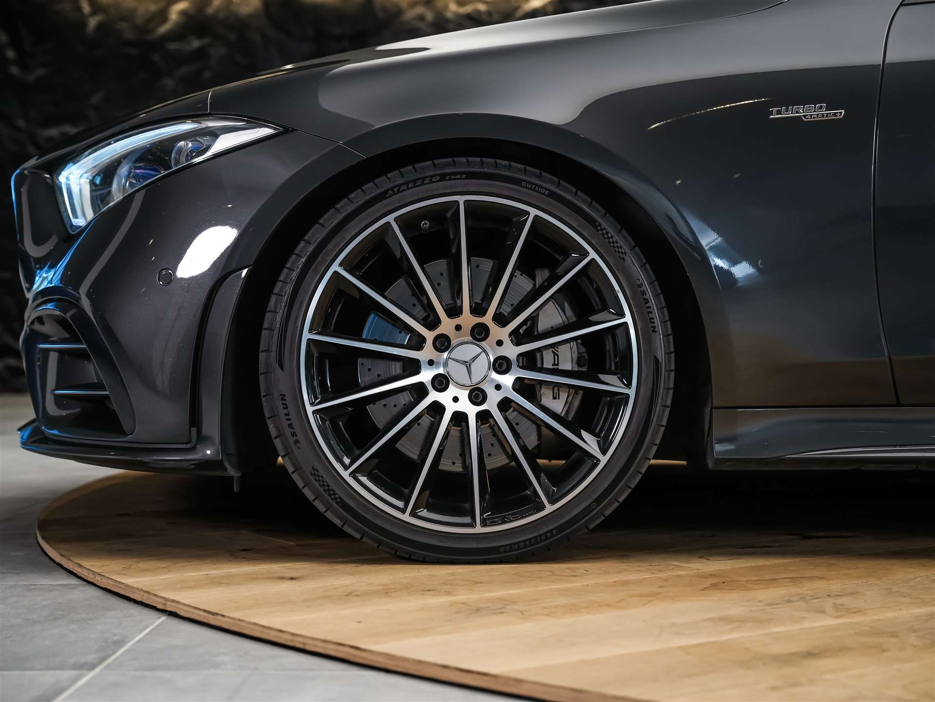 MERCEDES-BENZ CLS 53 AMG 4 Matic+ Edition1 *Massage*Panorama*Head Up*-image-18