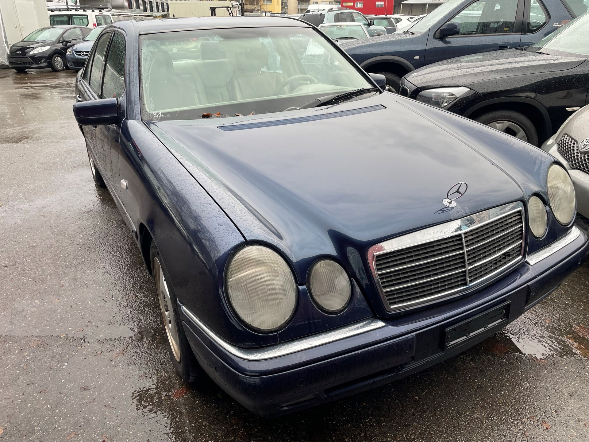 MERCEDES-BENZ E 420-image-1