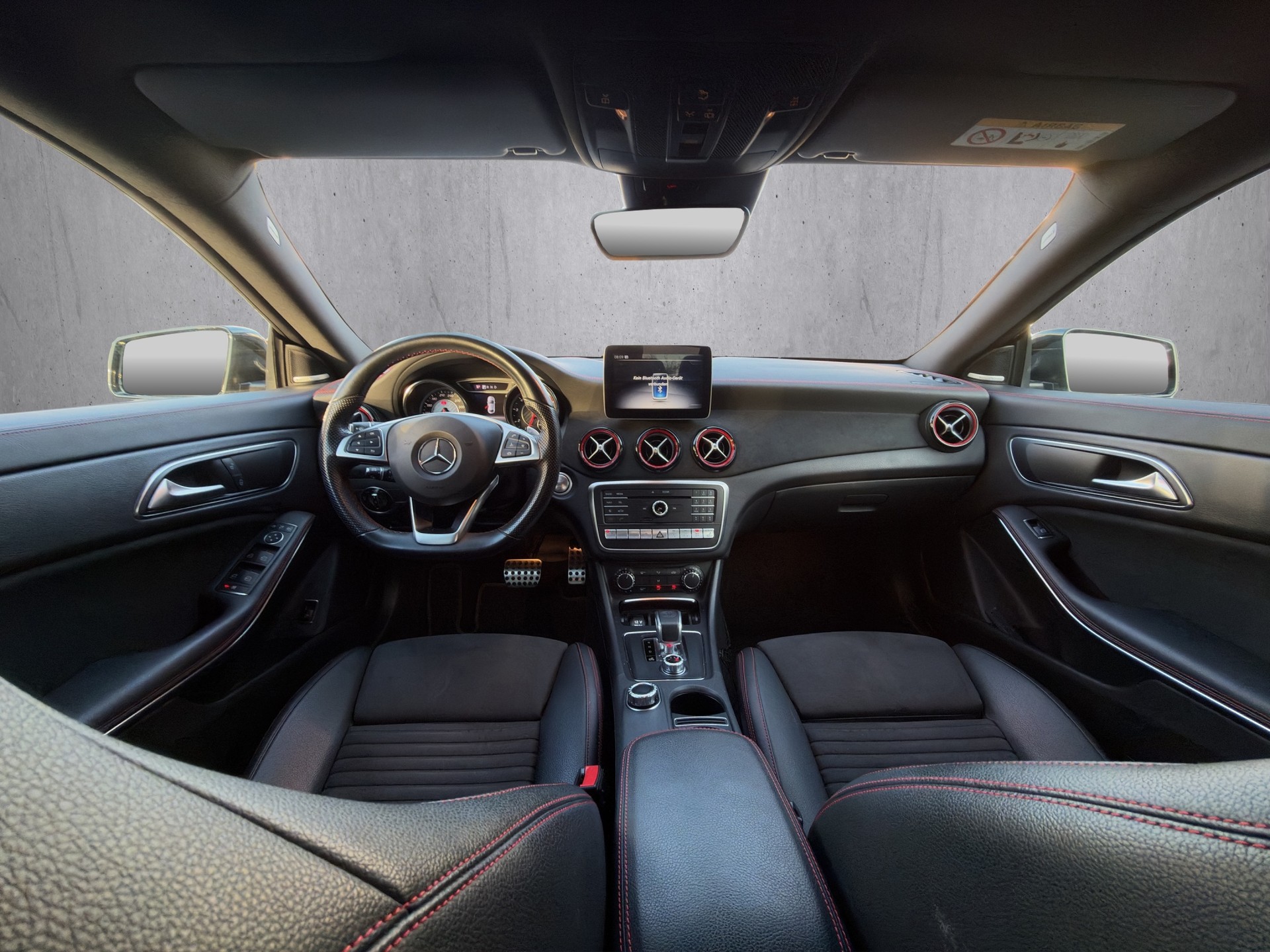 MERCEDES-BENZ CLA 45 AMG 4m-image-11