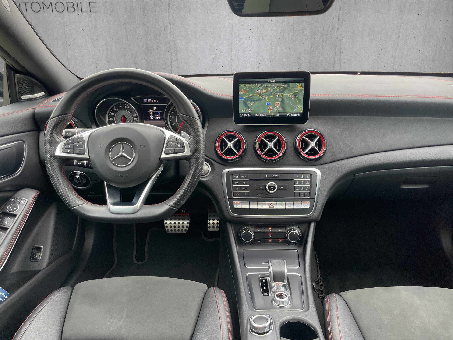 MERCEDES-BENZ CLA 45 AMG 4m-image-9