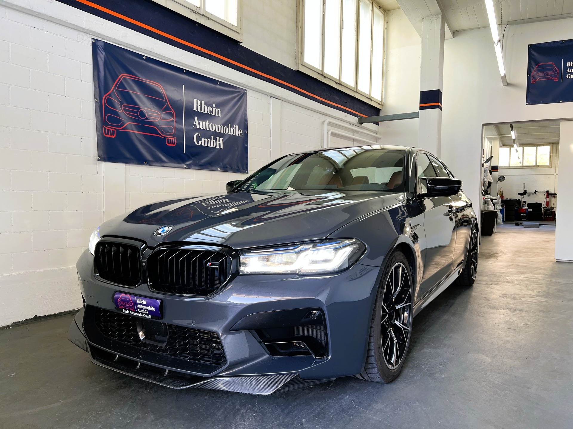 BMW M5 xDrive Competition Drivelogic