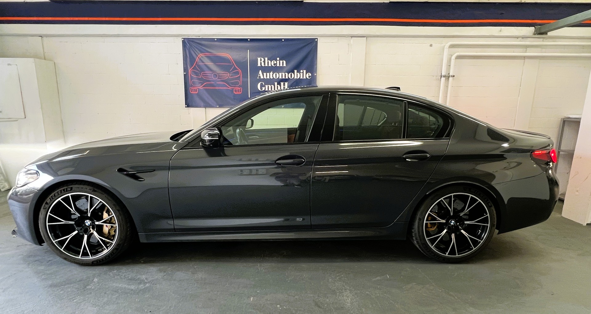 BMW M5 xDrive Competition Drivelogic-image-2