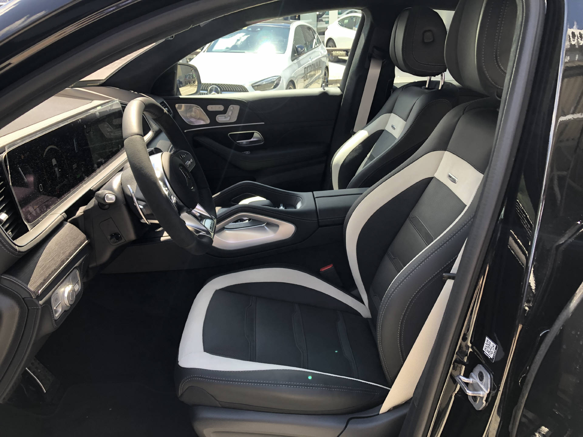 MERCEDES-BENZ GLE 63 S AMG 4matic+ Coupé-image-10