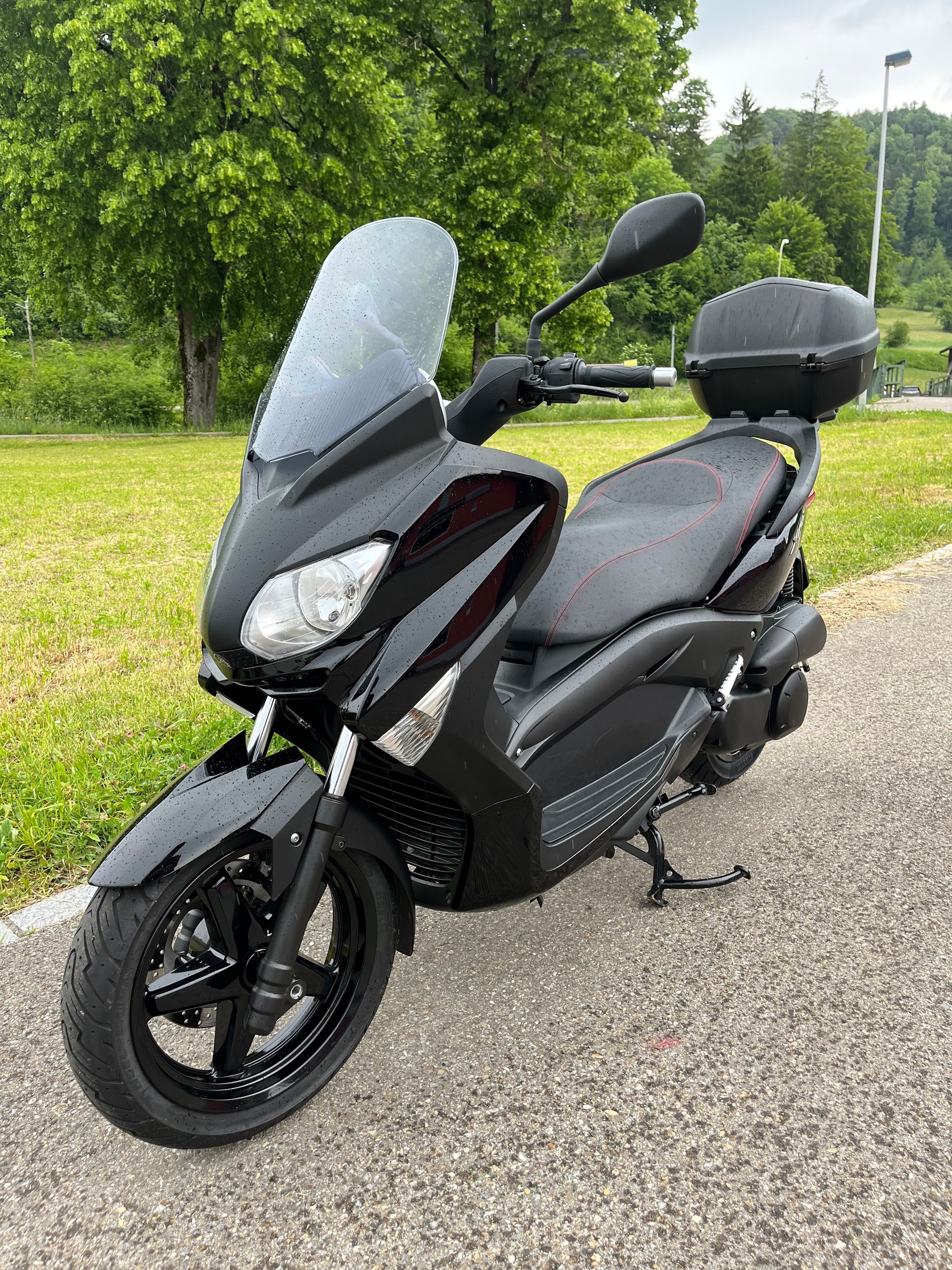 YAMAHA X-MaxYP 250 R-image-3