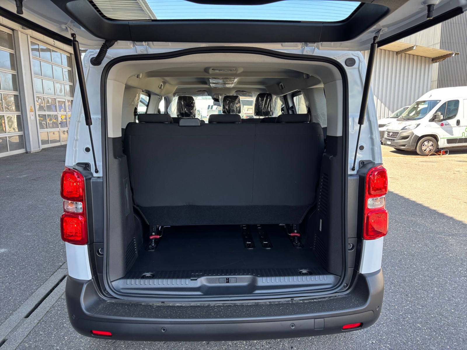 OPEL Vivaro Combi 2.0 CDTI s/s M-image-5