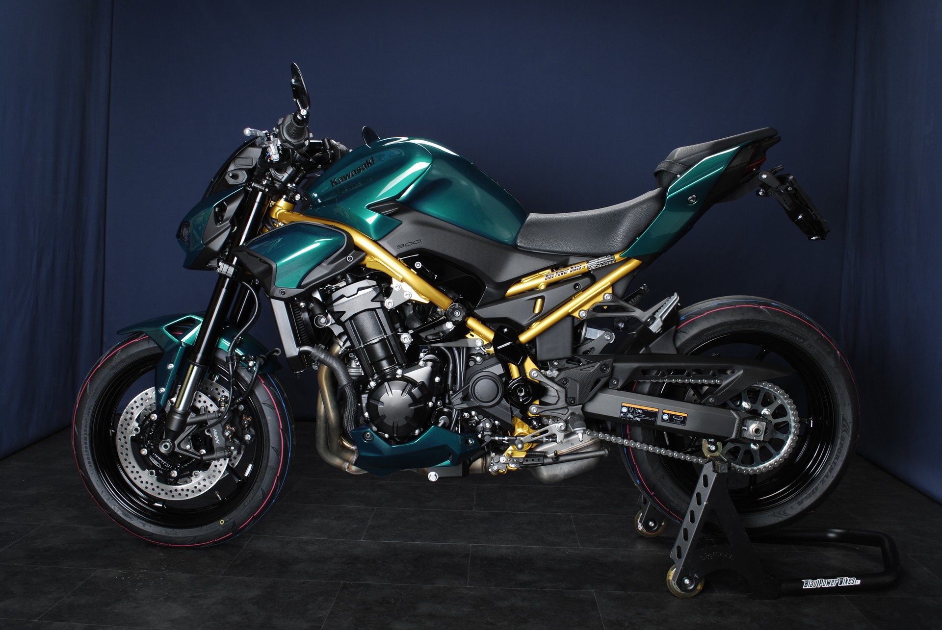 KAWASAKI Z 900 (91kW) MY26 - Sonderumbau-image-8