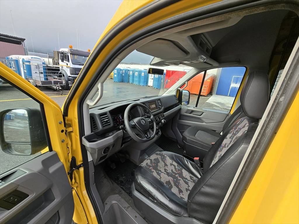 VW Crafter 35 2.0 TDI L4 4Motion-image-8