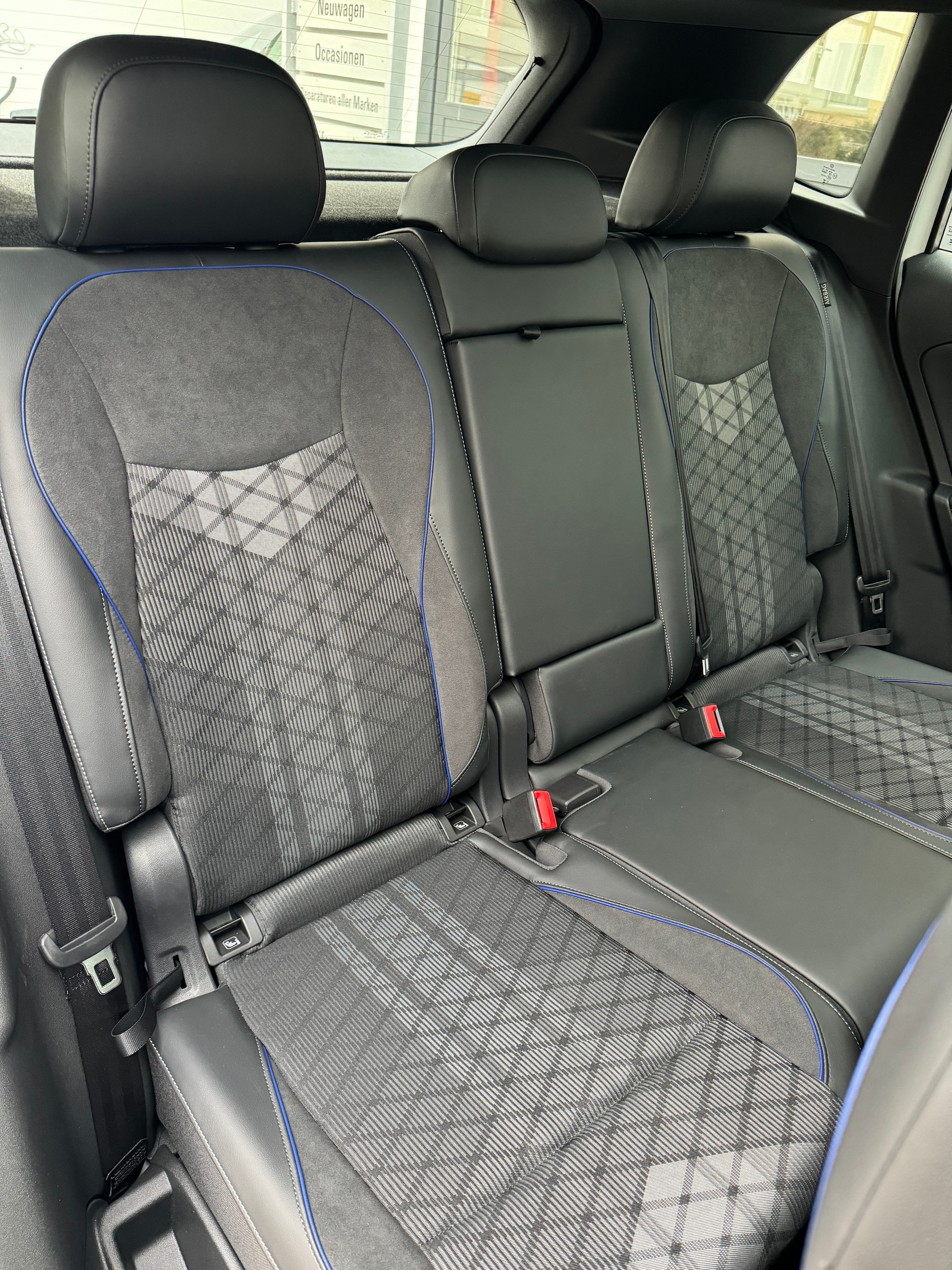 VW Tiguan 2.0 TSI DSG R-Line 4Motion-image-15