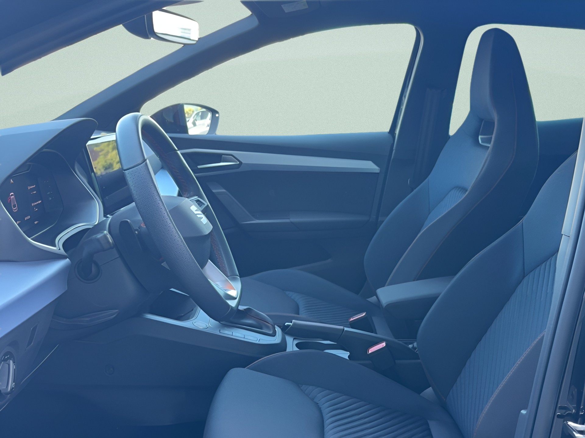 SEAT Ibiza 1.5 EcoTSI FR Black Edition DSG-image-9