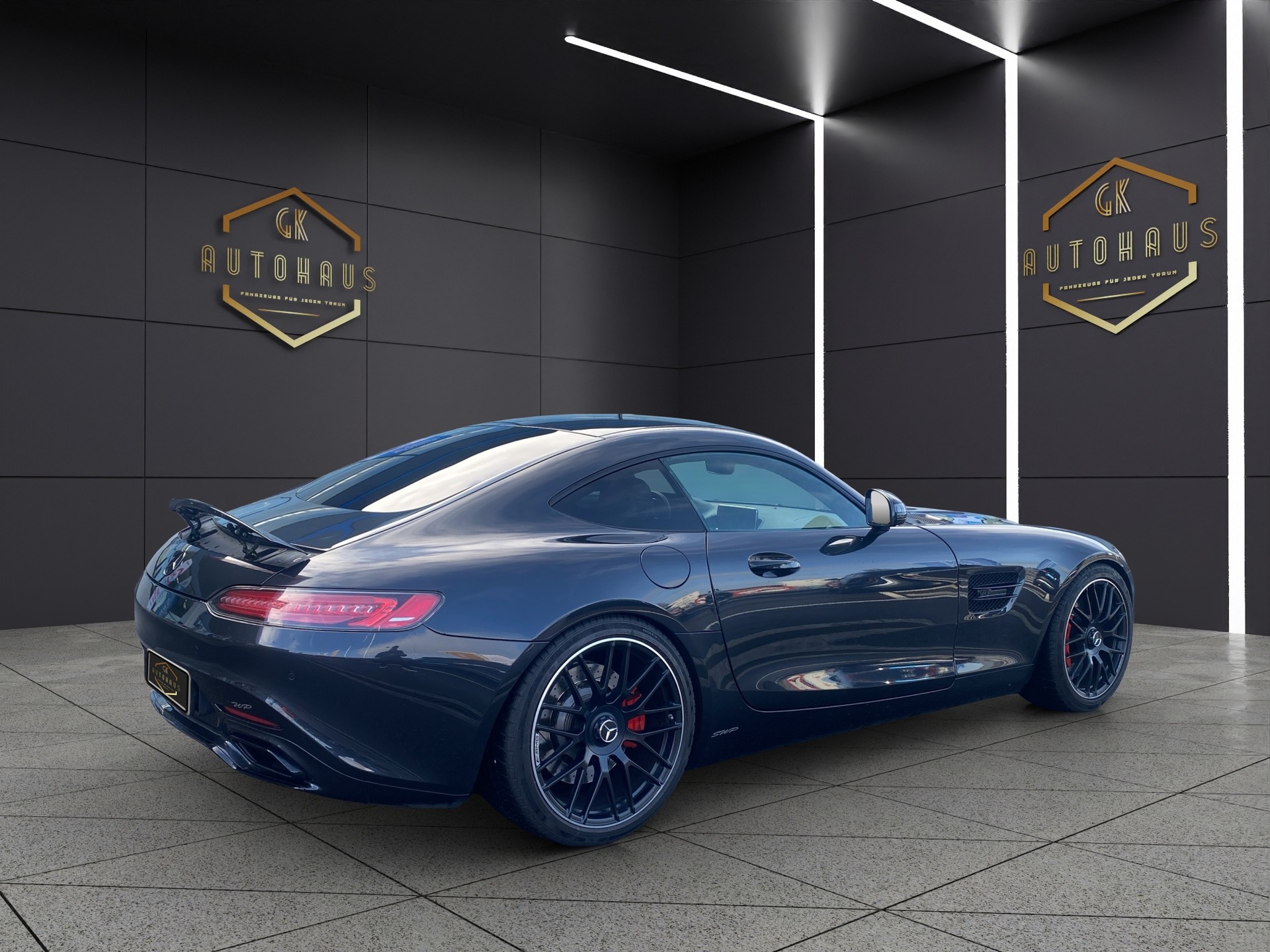 MERCEDES-BENZ AMG GT S Speedshift DCT-image-5
