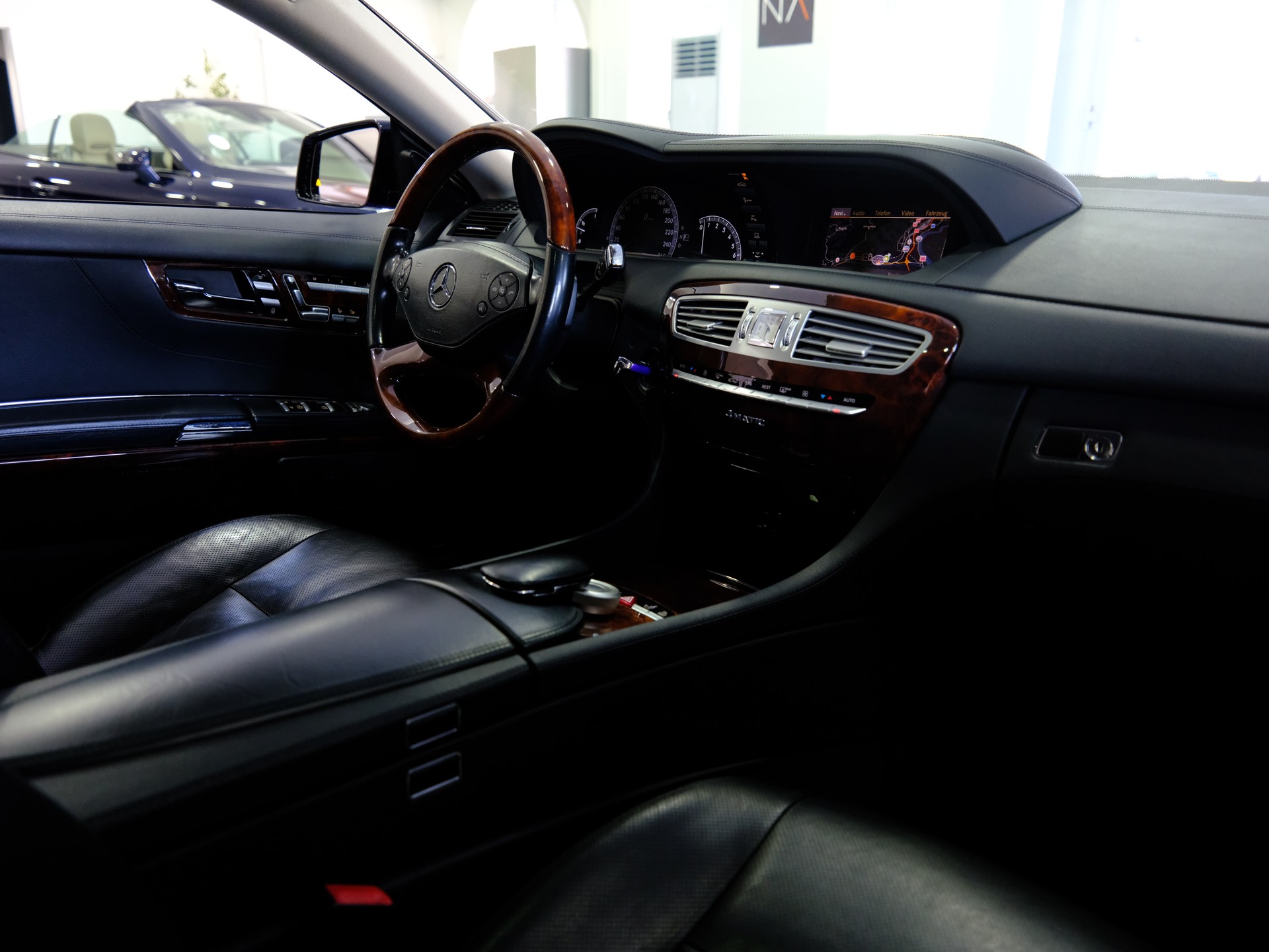 MERCEDES-BENZ CL 500 7G-Tronic-image-13