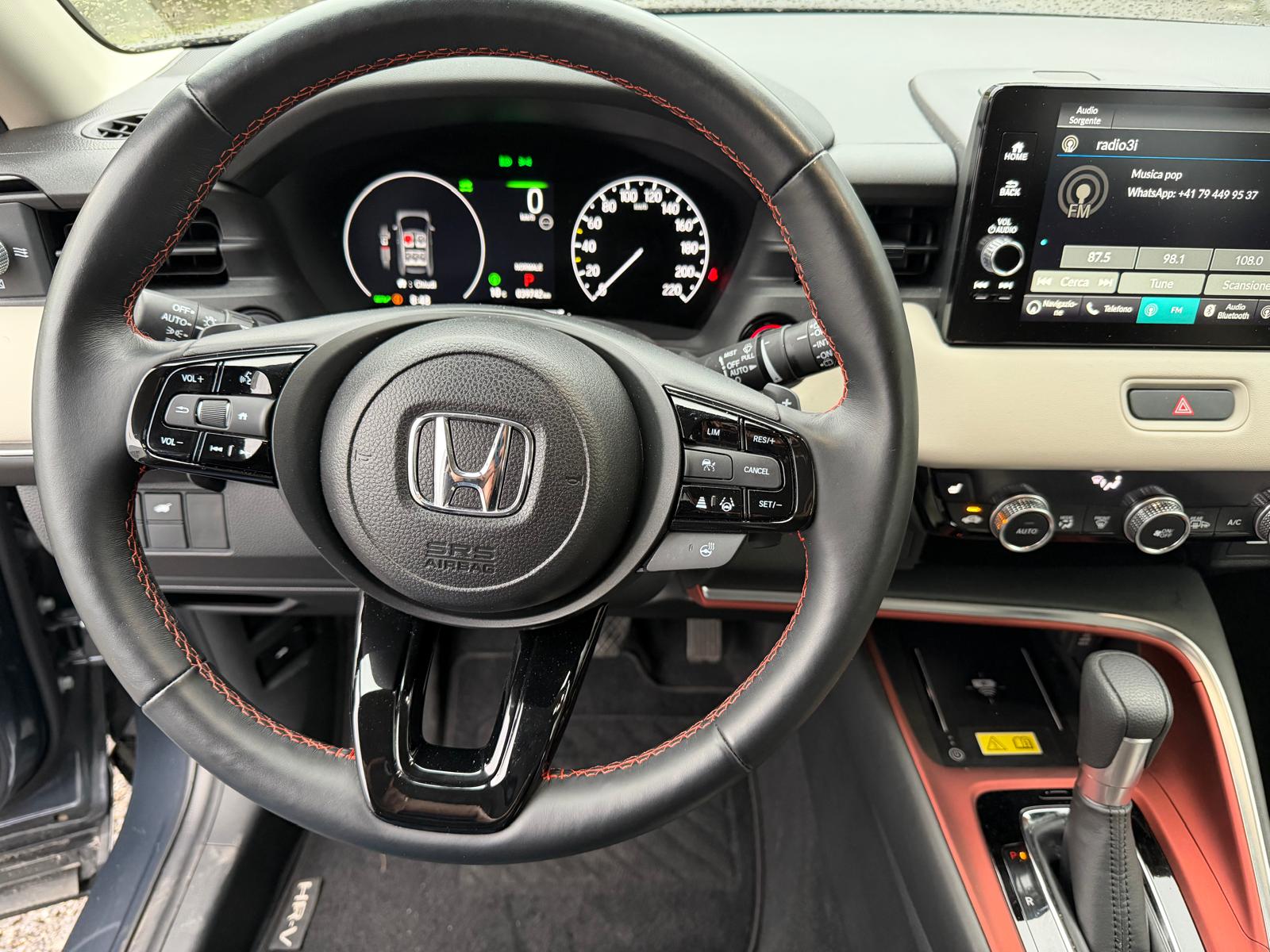 HONDA HR-V 1.5i-MMD Advance Style CVT-image-6