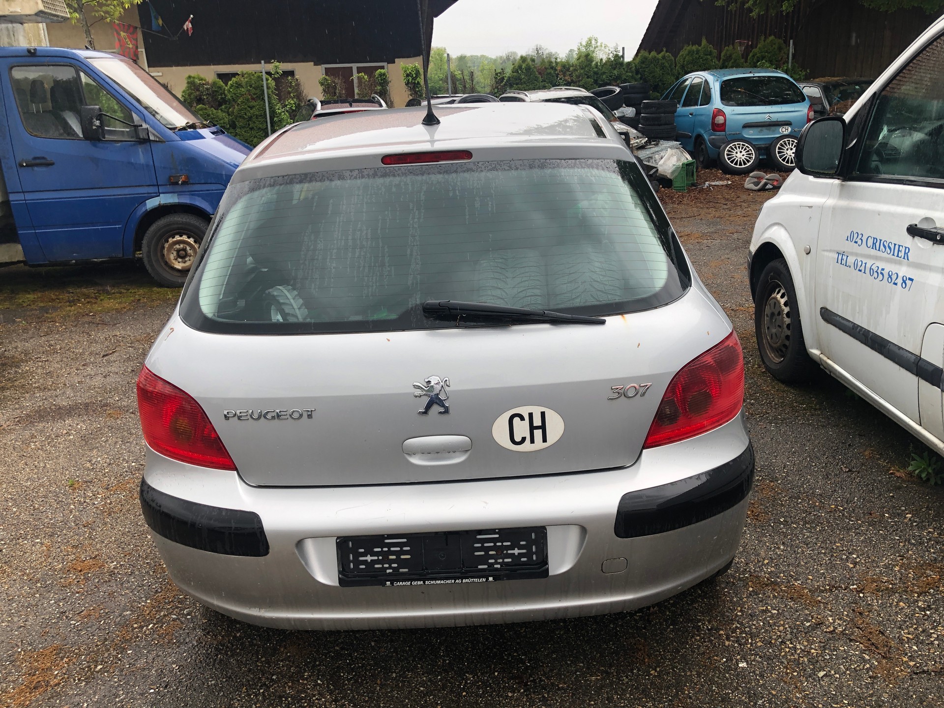 PEUGEOT 307 2.0 16V XT-image-12