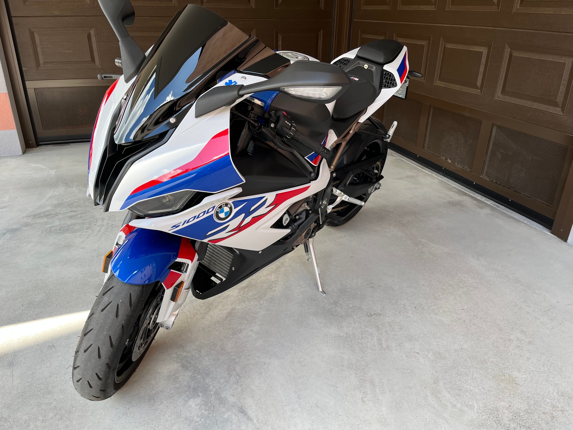 BMW S 1000 RR-image-1