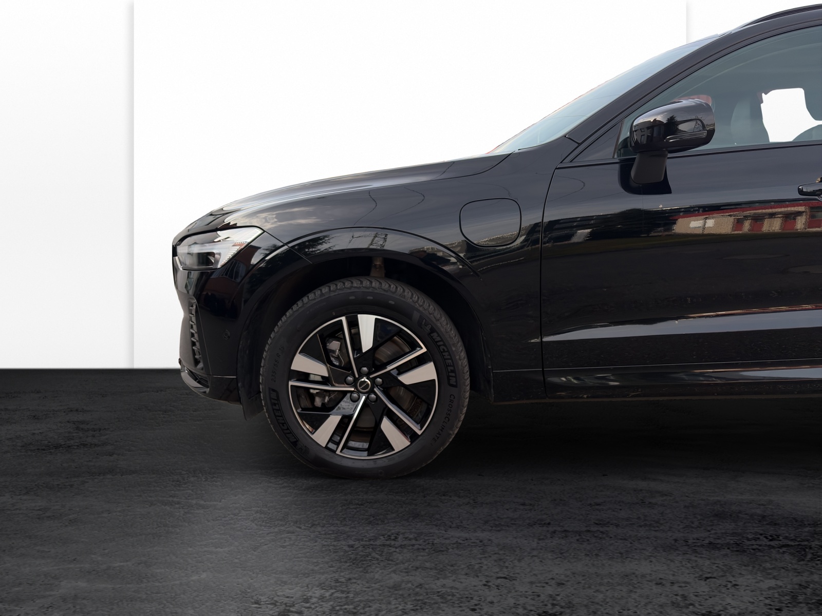 VOLVO XC60 2.0 T8 TE Plus Dark eAWD-image-18