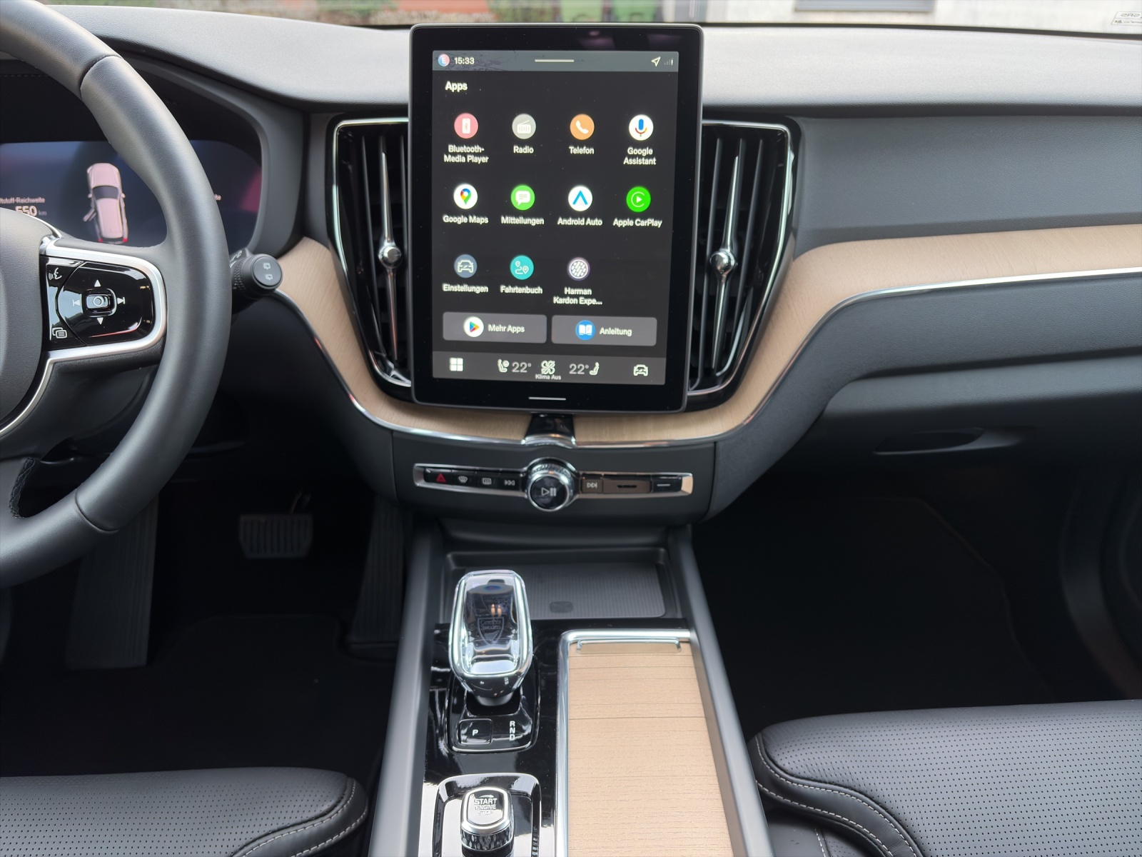 VOLVO XC60 2.0 T8 TE Plus Dark eAWD-image-9