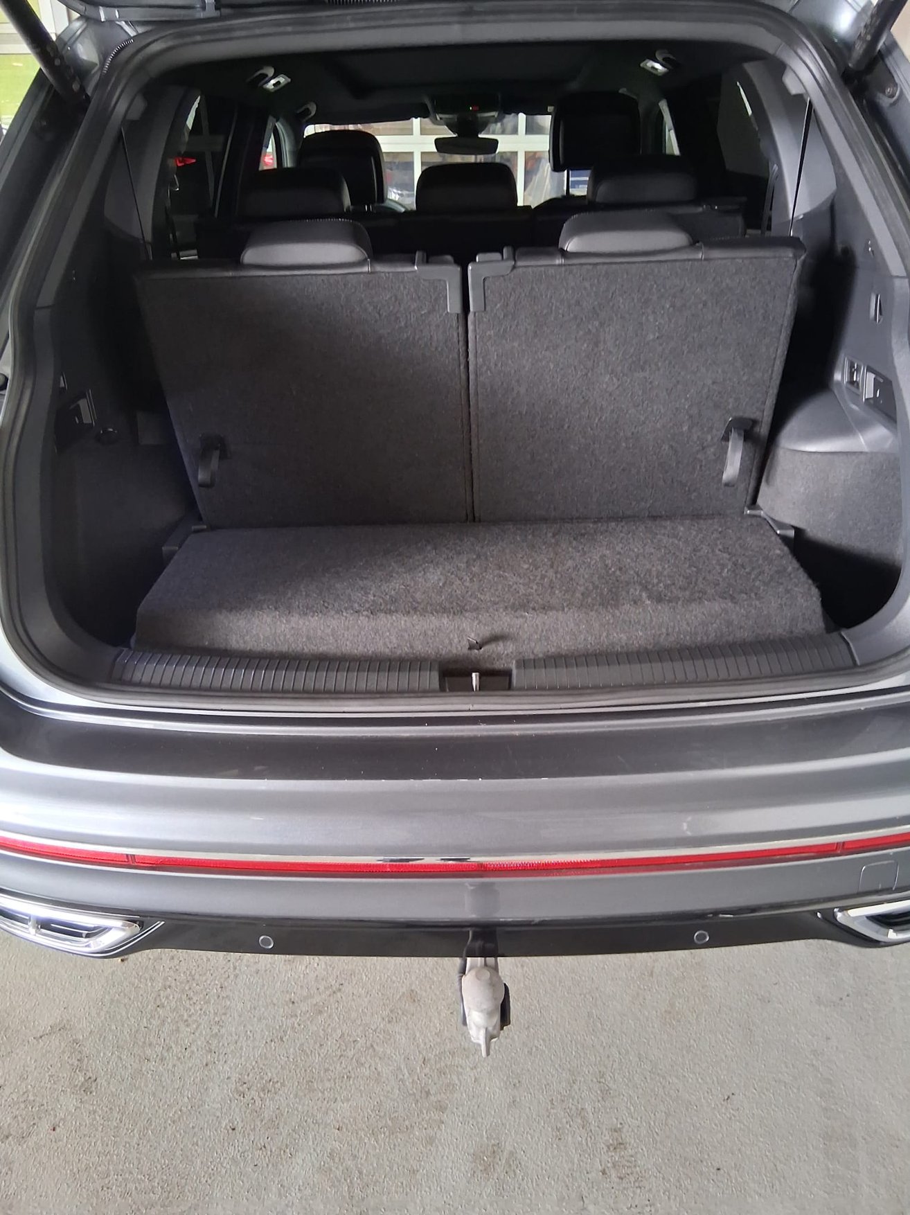 VW Tiguan Allspace 2.0 TSI R-Line DSG-image-14