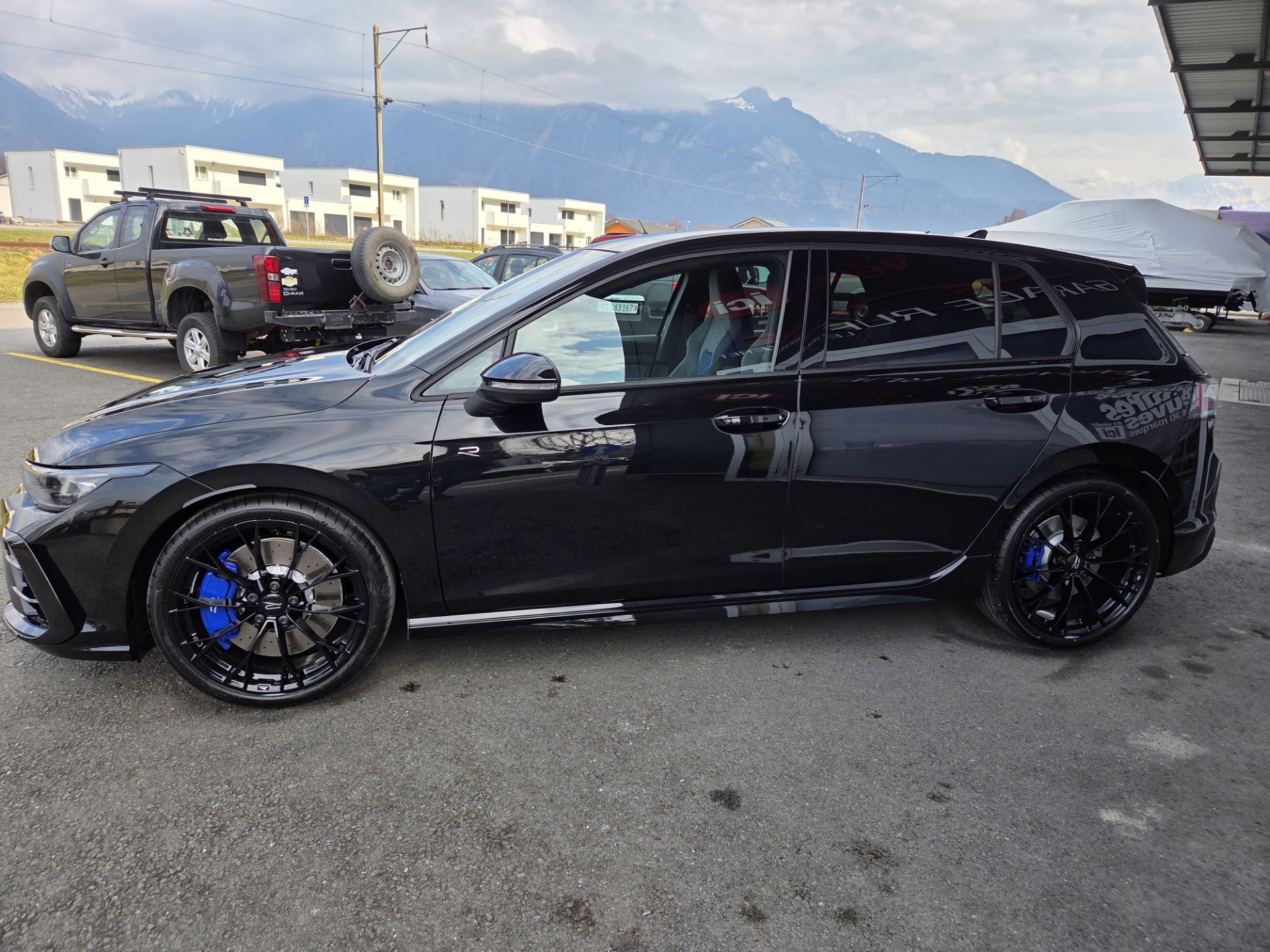 VW Golf 2.0 TSI R DSG 4 Motion-showroom-element-2