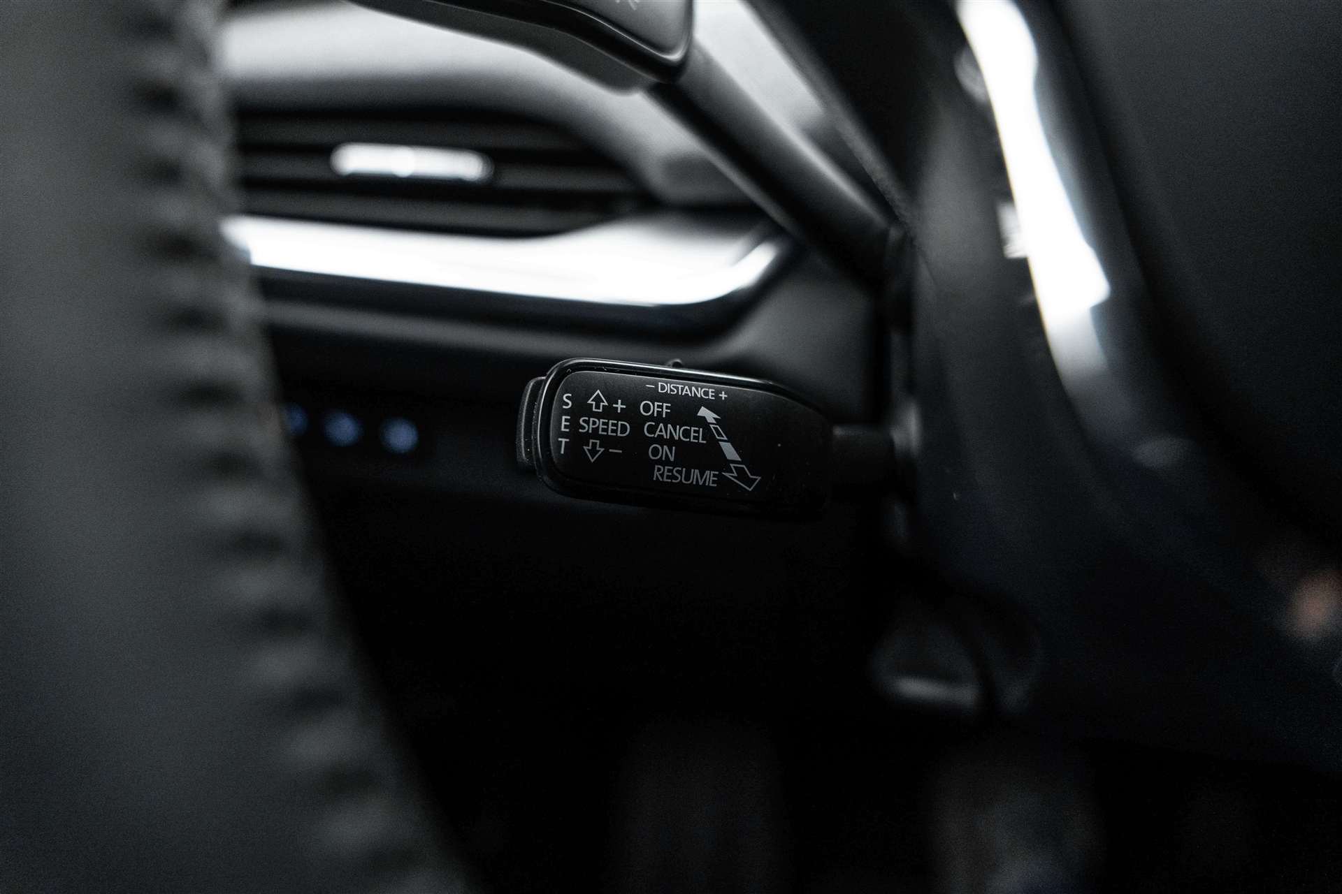 SKODA Enyaq iV 60-image-16