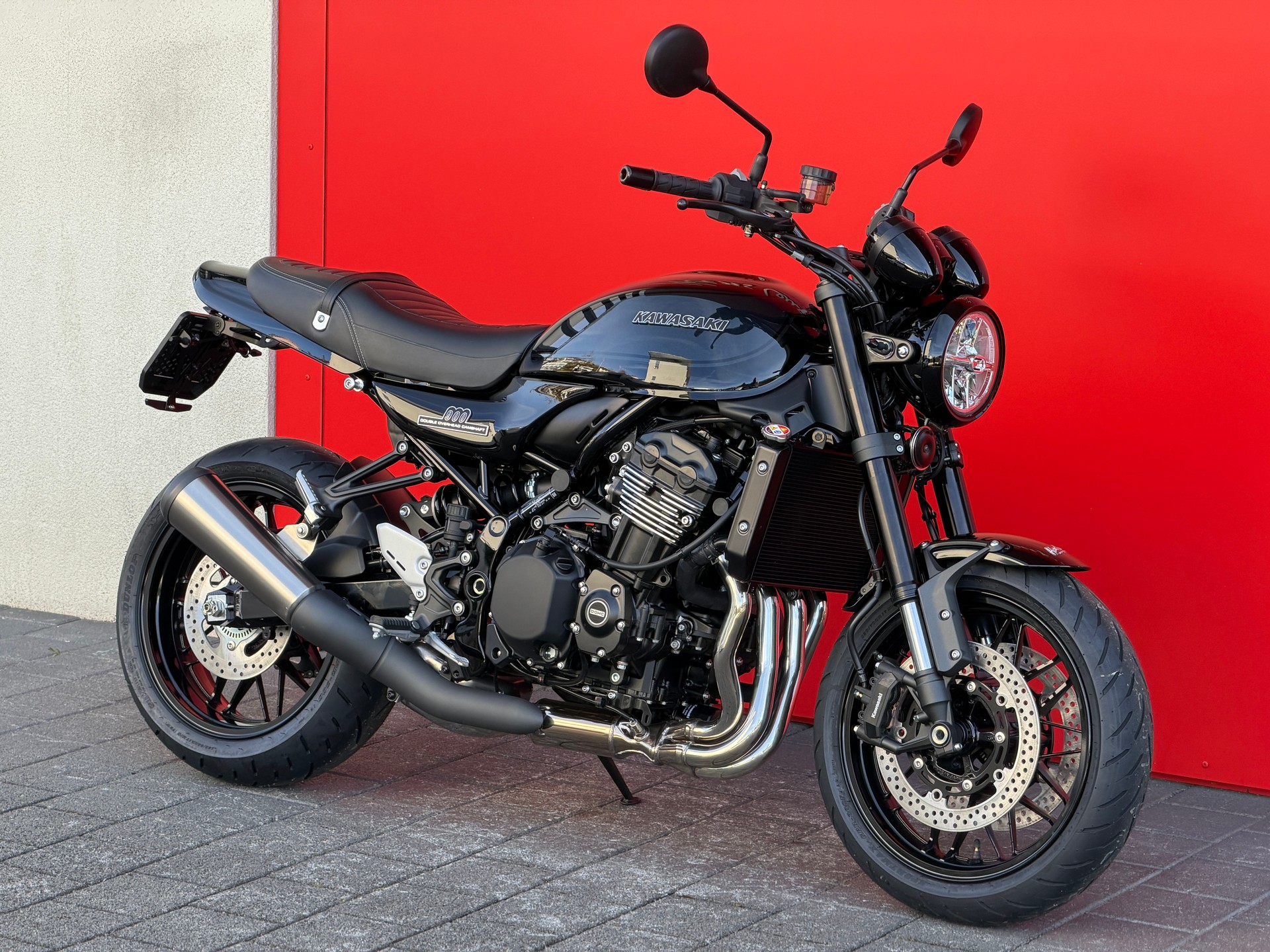 KAWASAKI Z 900 RS (70kW) Black Ball Edition-image-9