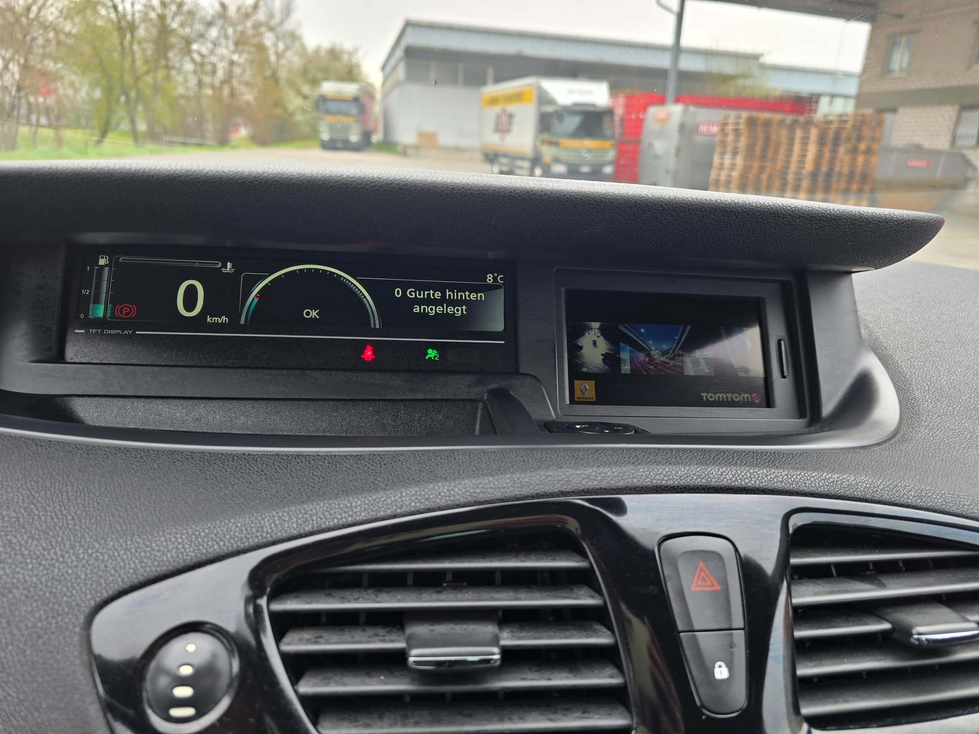 RENAULT Grand Scénic 1.6 dCi Bose-image-19
