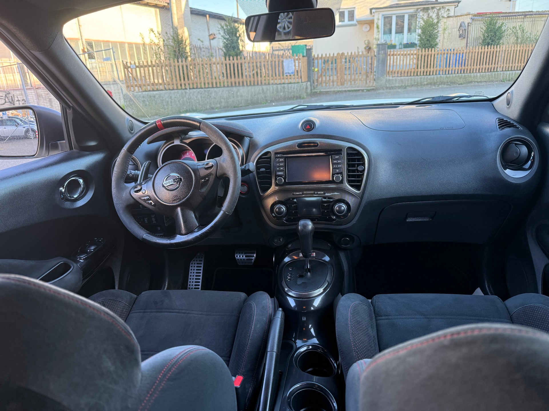 NISSAN Juke 1.6 DIG-T Nismo RS 4x4 Xtronic M-CVT-image-11