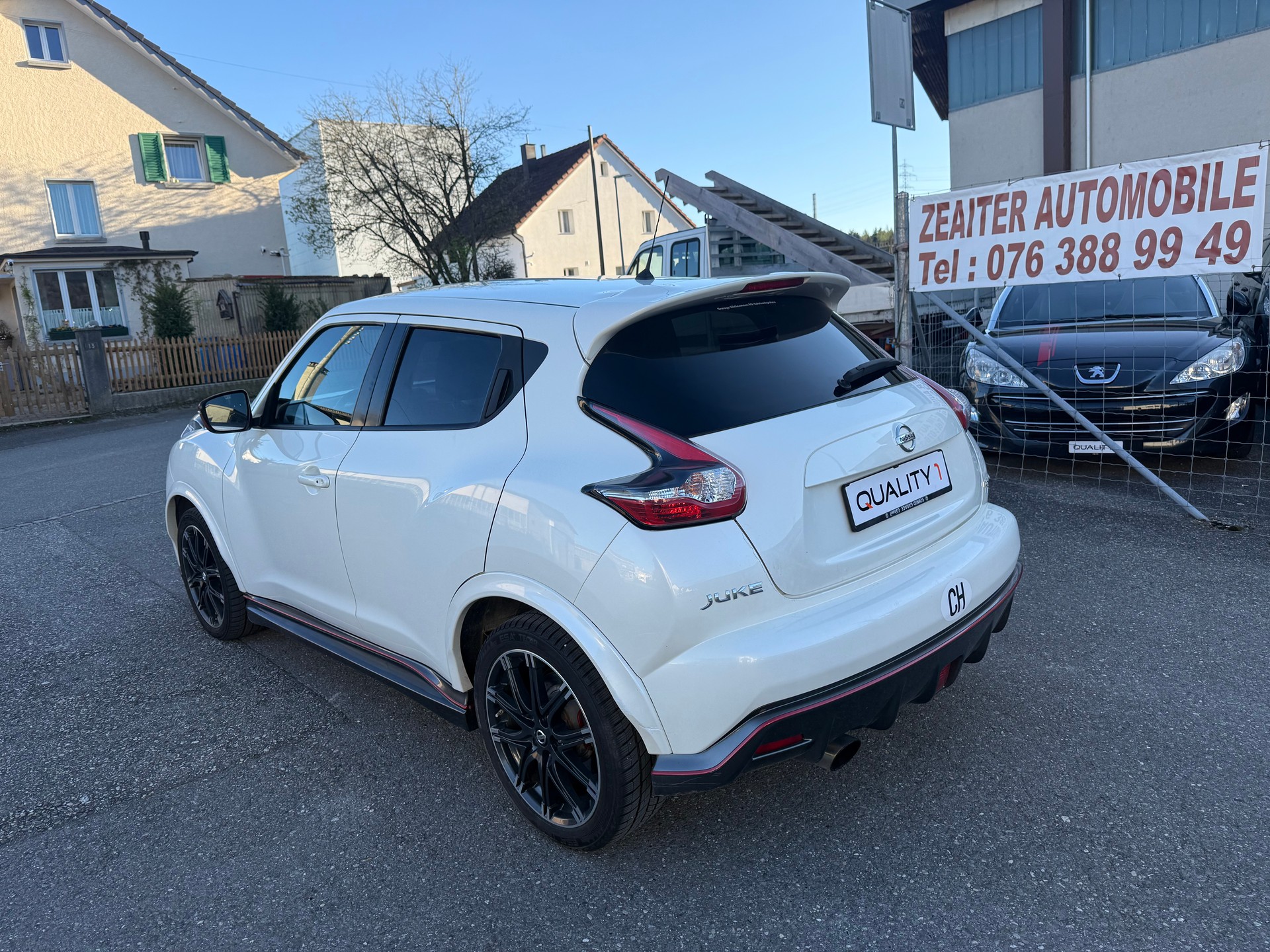 NISSAN Juke 1.6 DIG-T Nismo RS 4x4 Xtronic M-CVT-image-3