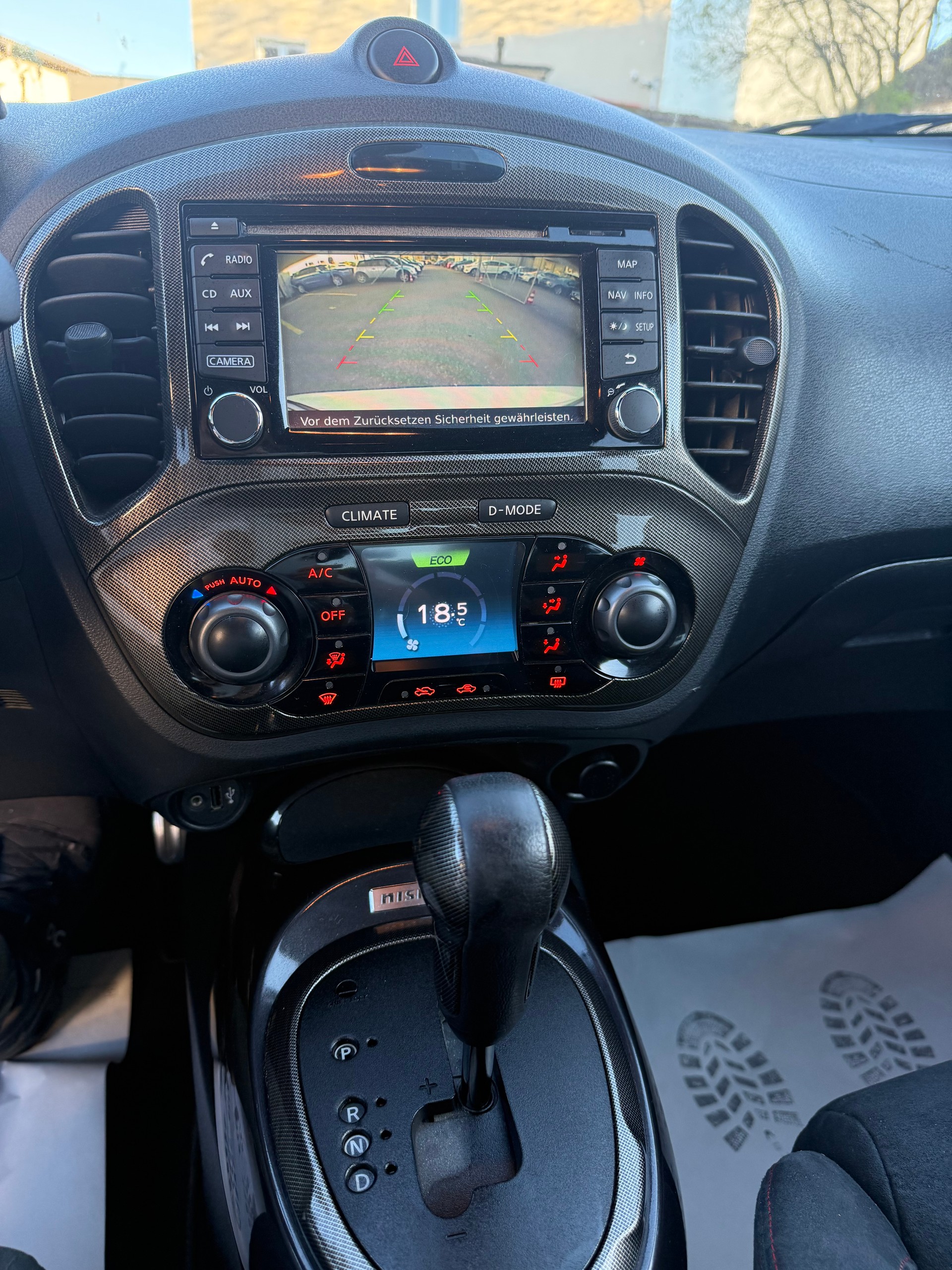 NISSAN Juke 1.6 DIG-T Nismo RS 4x4 Xtronic M-CVT-image-10