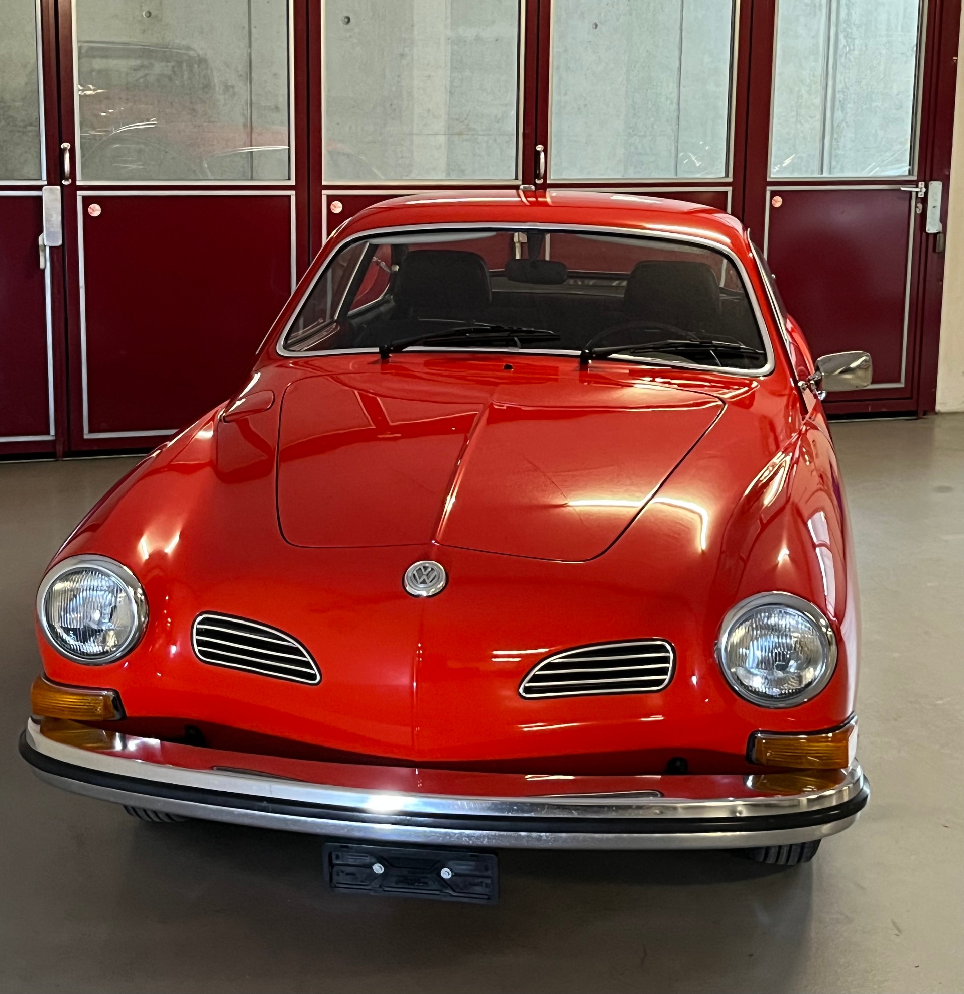 VW KARMANN-GHIA-image-2