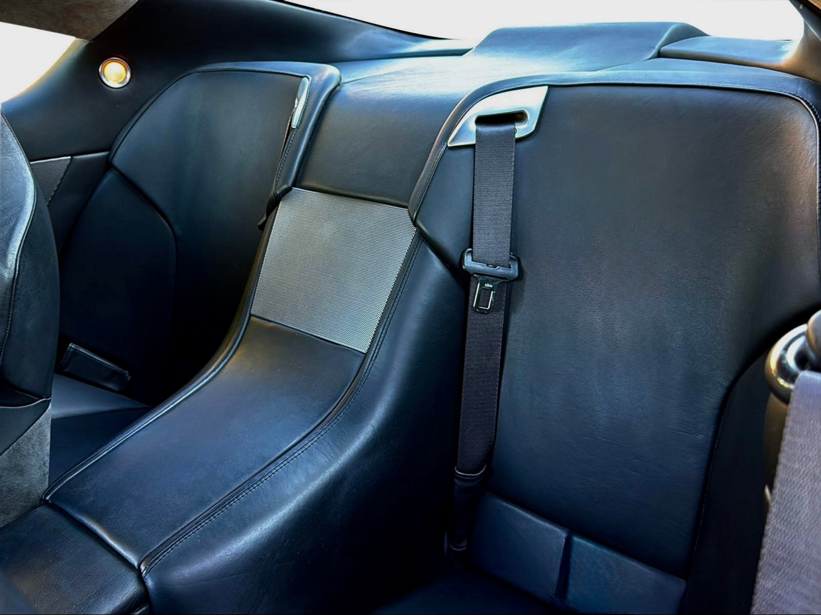 ASTON MARTIN DB9 Touchtronic 2-image-8