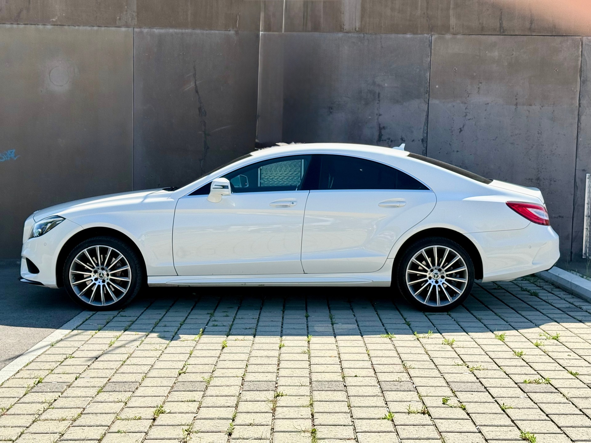 MERCEDES-BENZ CLS 350 d 4Matic 9G-Tronic-showroom-element-1