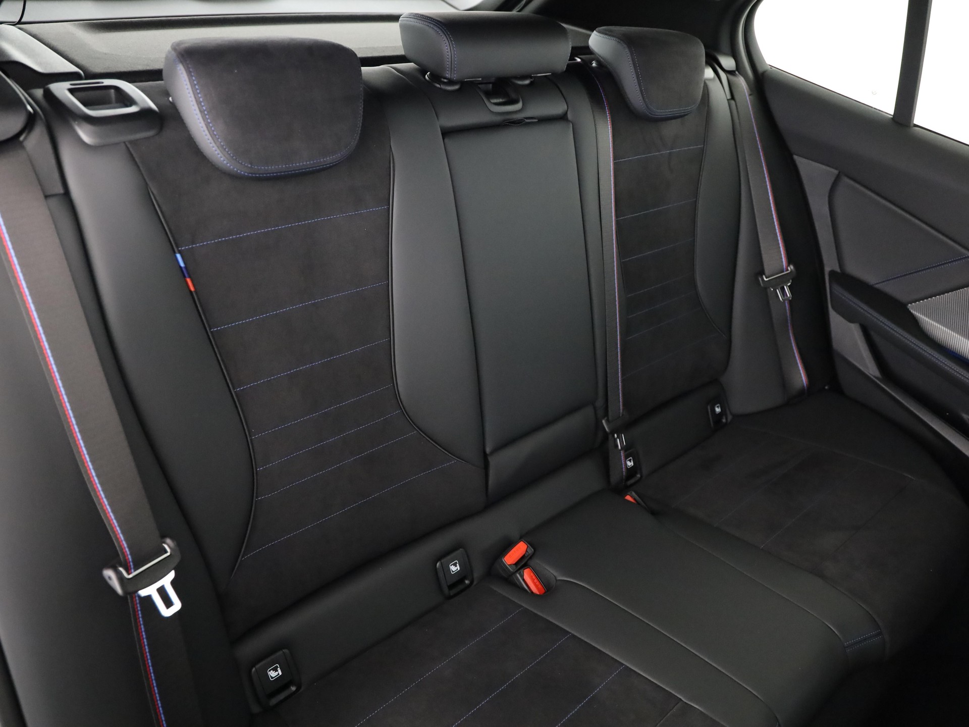BMW M135i xDrive-image-5