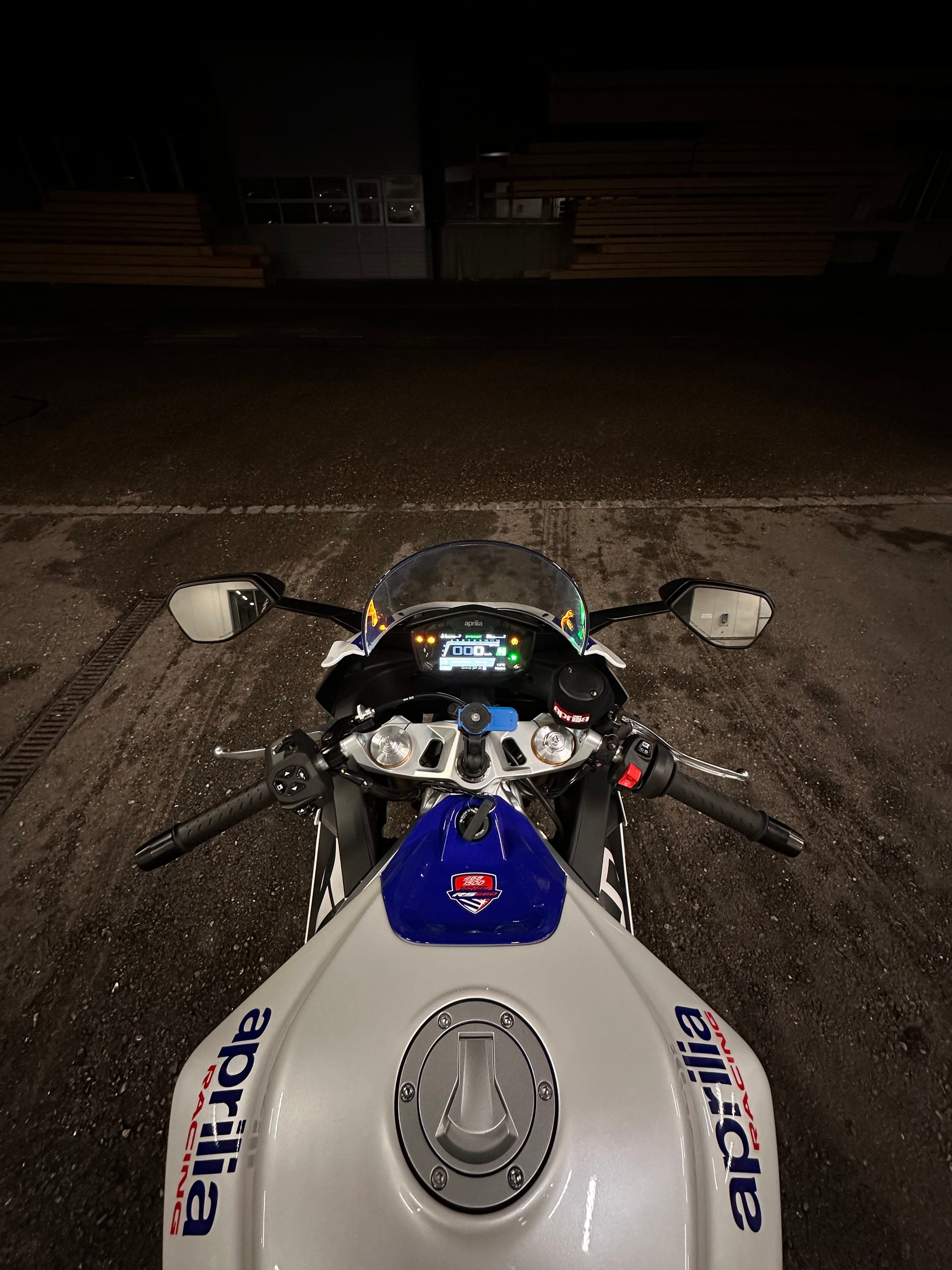 APRILIA RS 660 Limited Edition-image-2