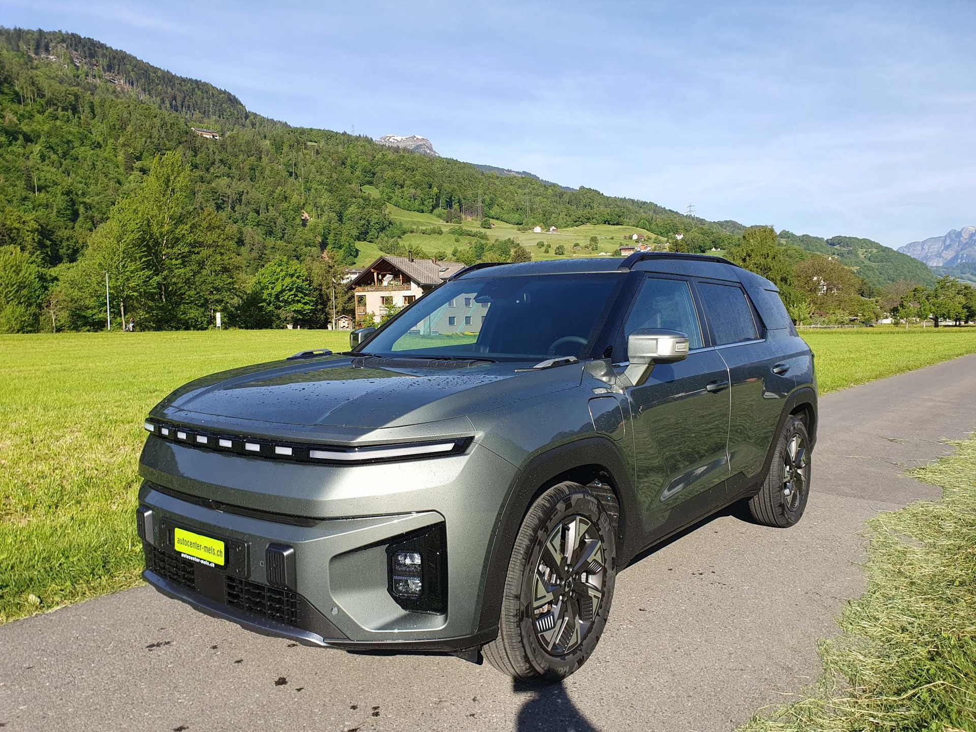 KGM-SsangYong Torres EVX Mels Edition MJ26-image-3