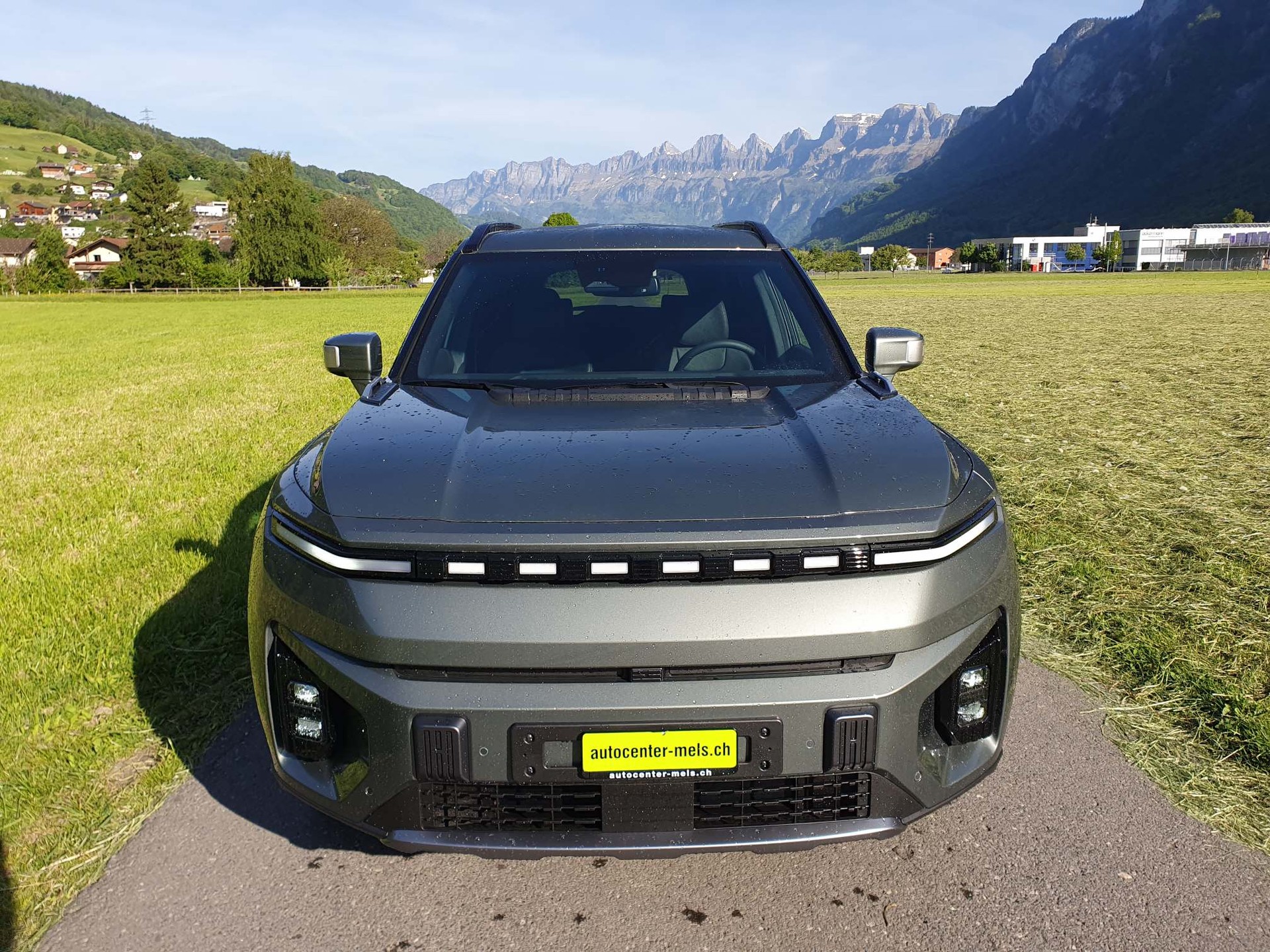 KGM-SsangYong Torres EVX Mels Edition MJ26-image-2