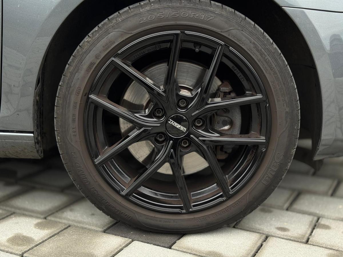 VW Golf Variant 2.0 TDI Highline | Frisch MFK | Service Neu | Neue Kupplung | Gepflegt-image-16