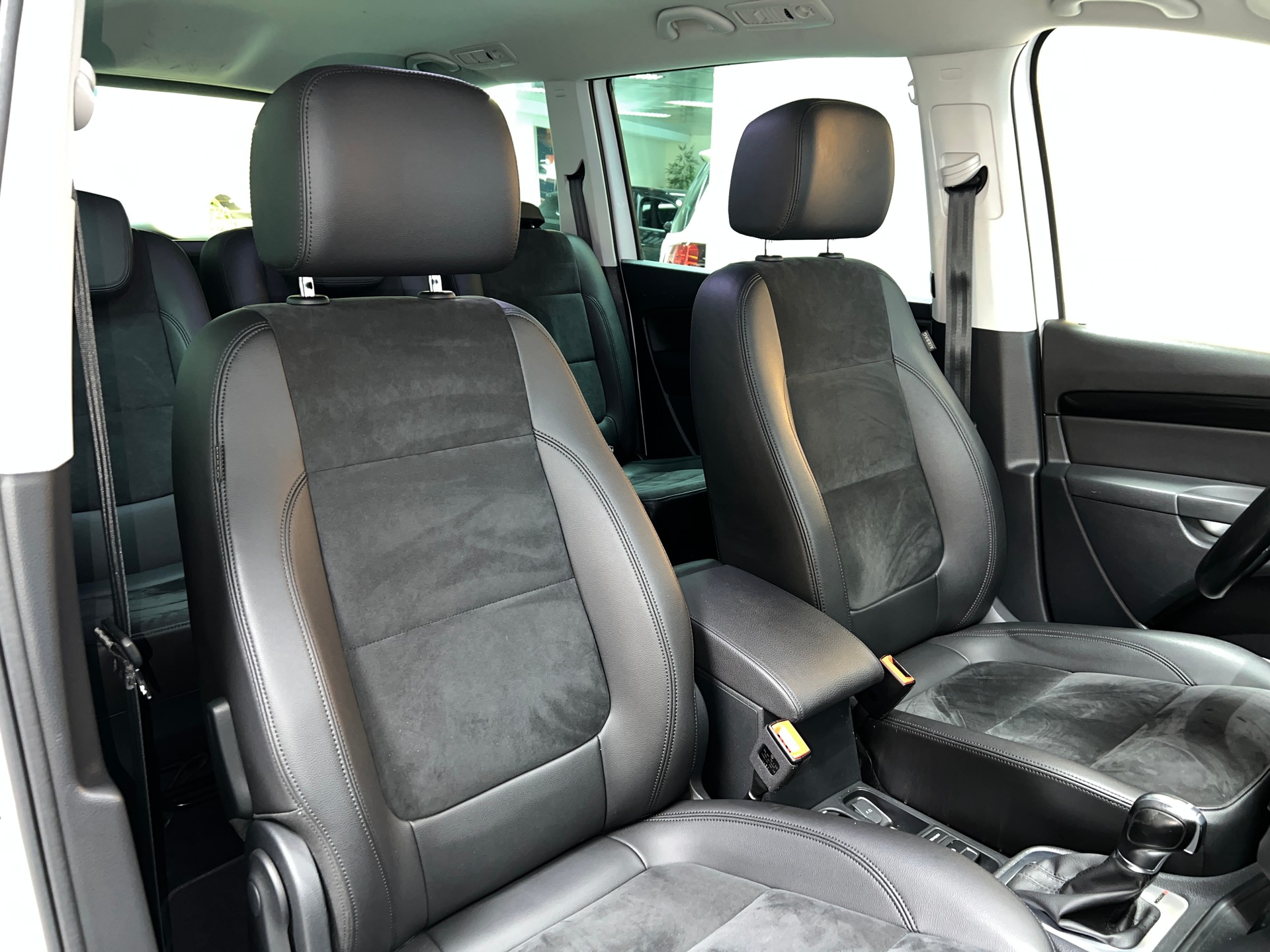 VW Sharan 2.0 TDI BMT Highline 4Motion DSG-image-8