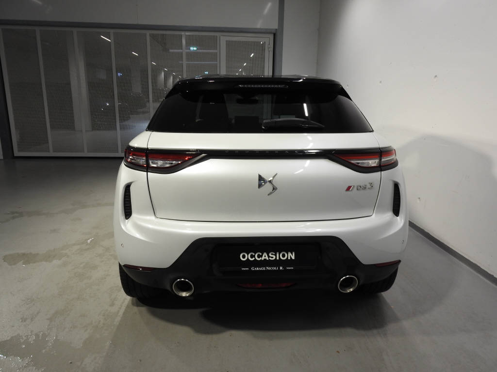 DS AUTOMOBILES DS3 Crossback 1.2 PureTech 155 Performan-image-4