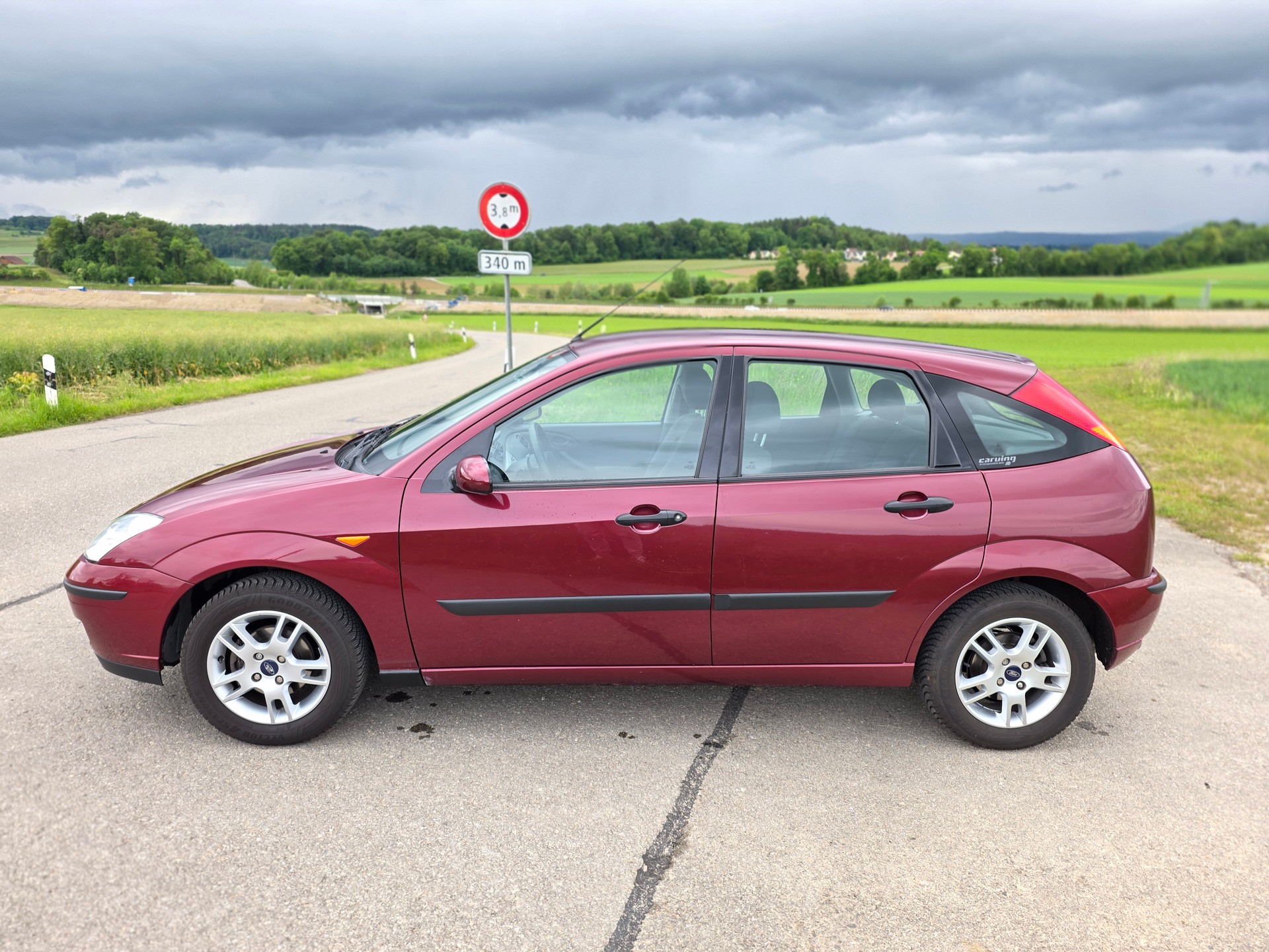 FORD Focus 1.6i 16V Champion-image-7