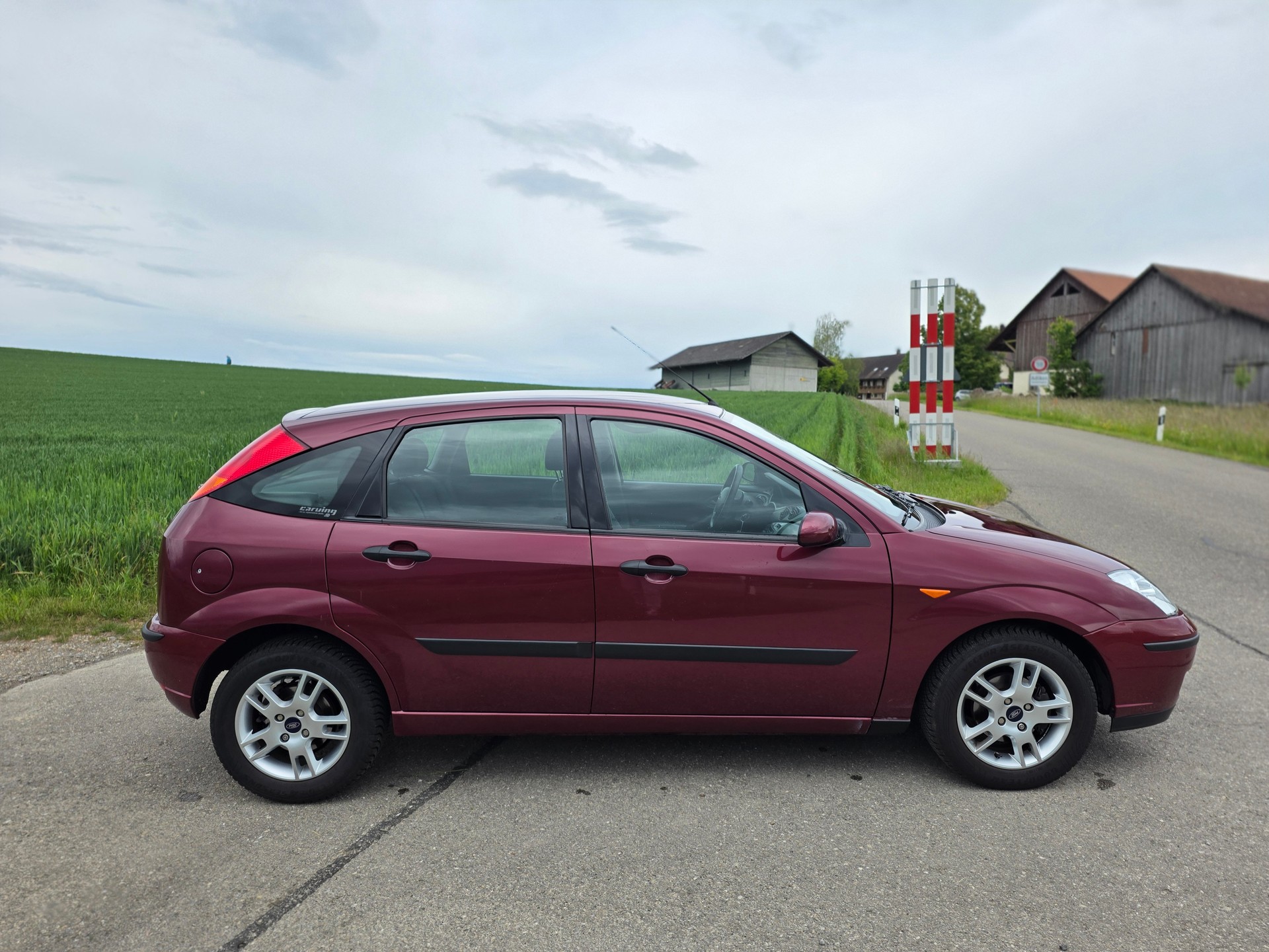 FORD Focus 1.6i 16V Champion-image-2